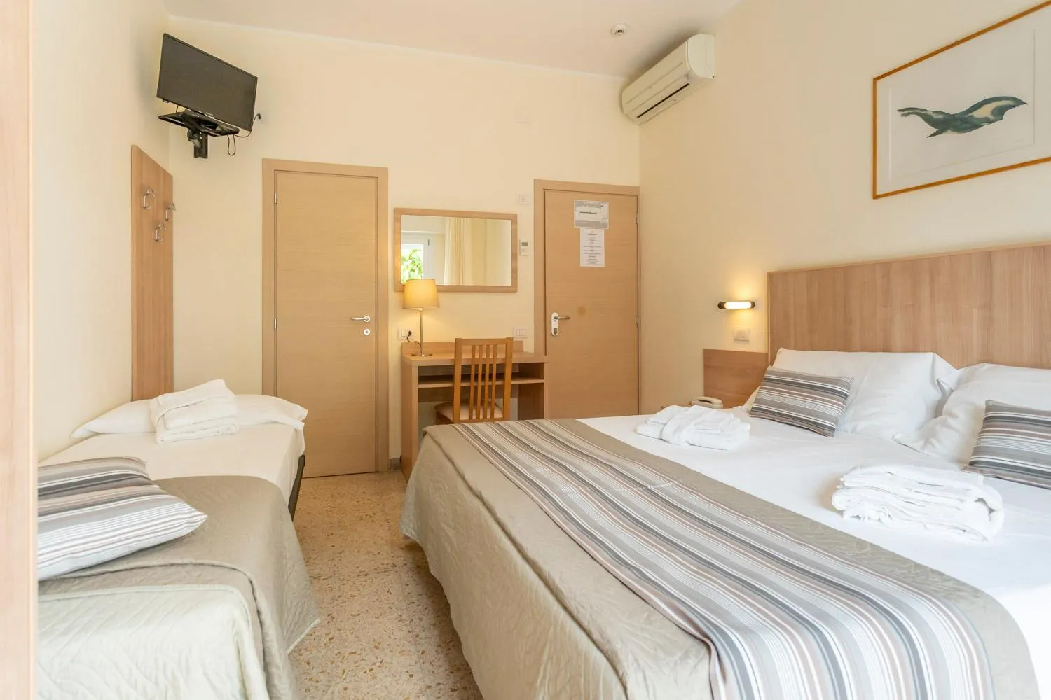 Bed in Hotel Cormoran Riccione