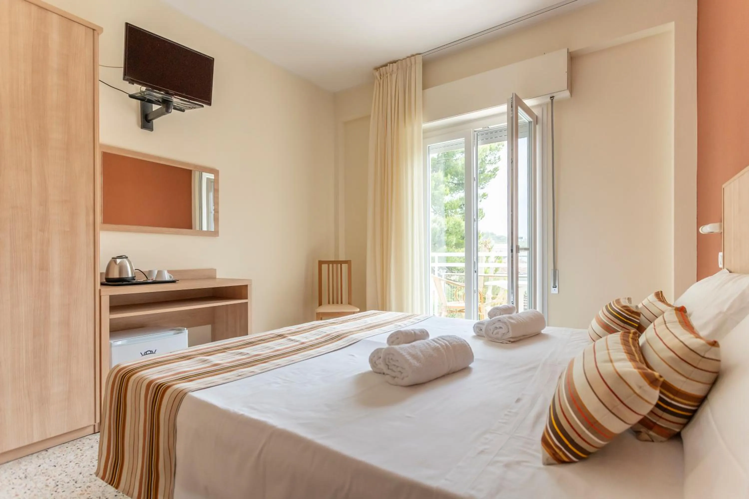 Bed in Hotel Cormoran Riccione