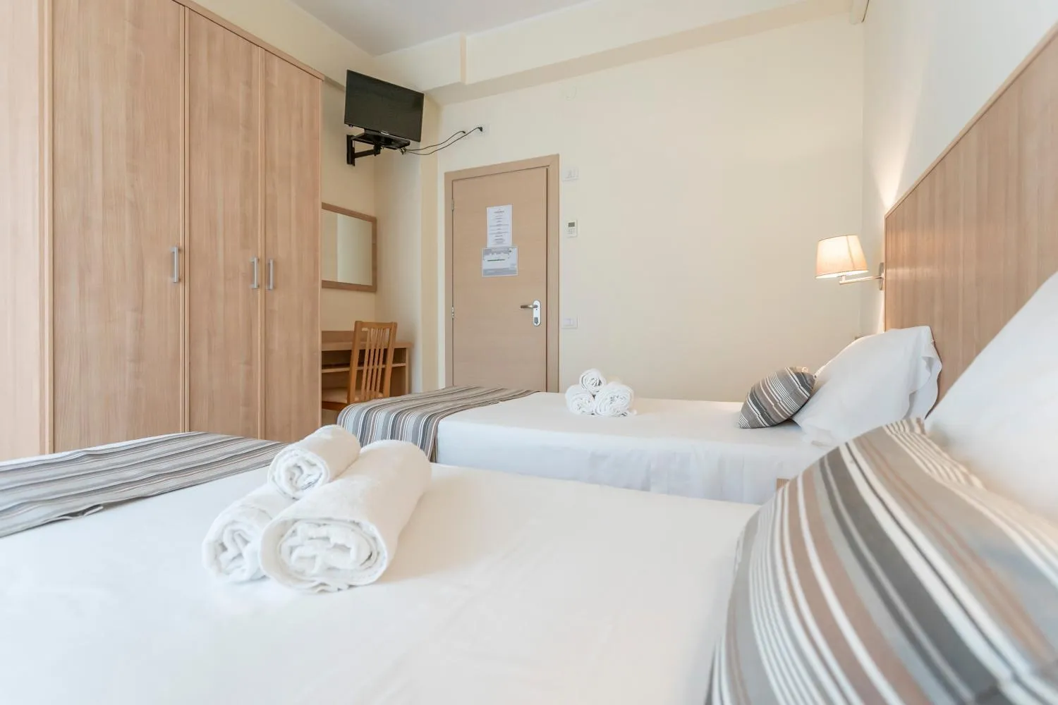 Bedroom, Bed in Hotel Cormoran Riccione