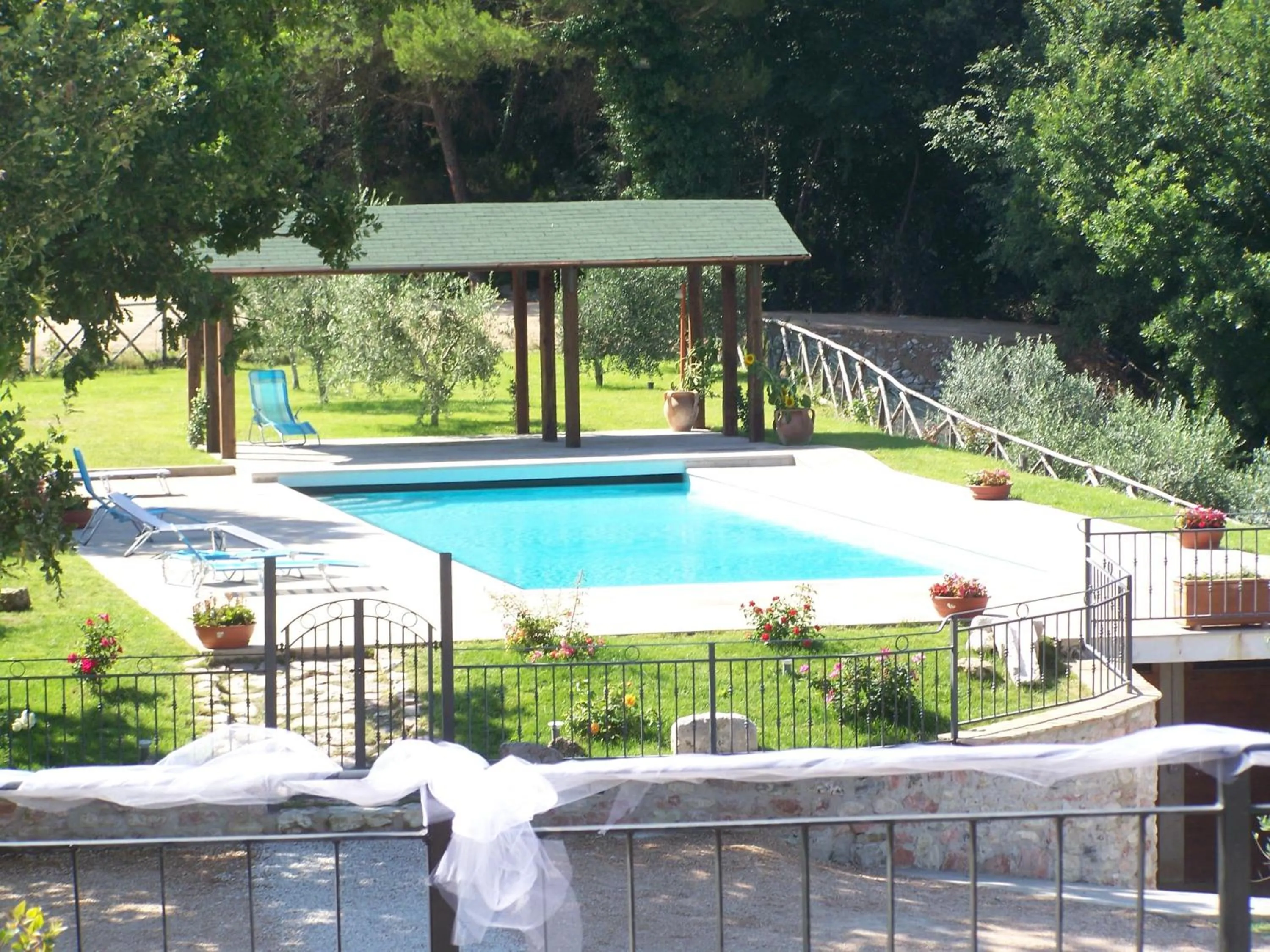 Facade/entrance in Il Castello Di Perchia
