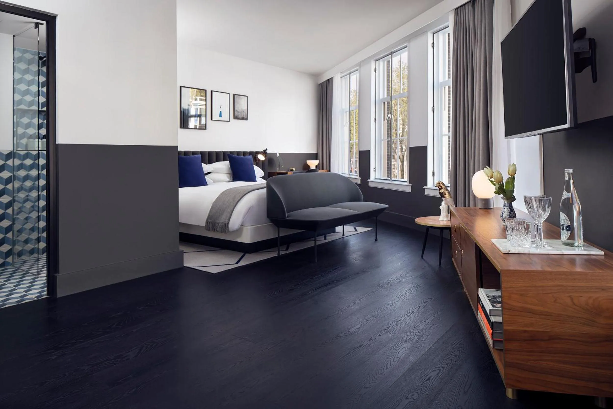 Photo of the whole room, Bed in Kimpton De Witt Amsterdam by IHG