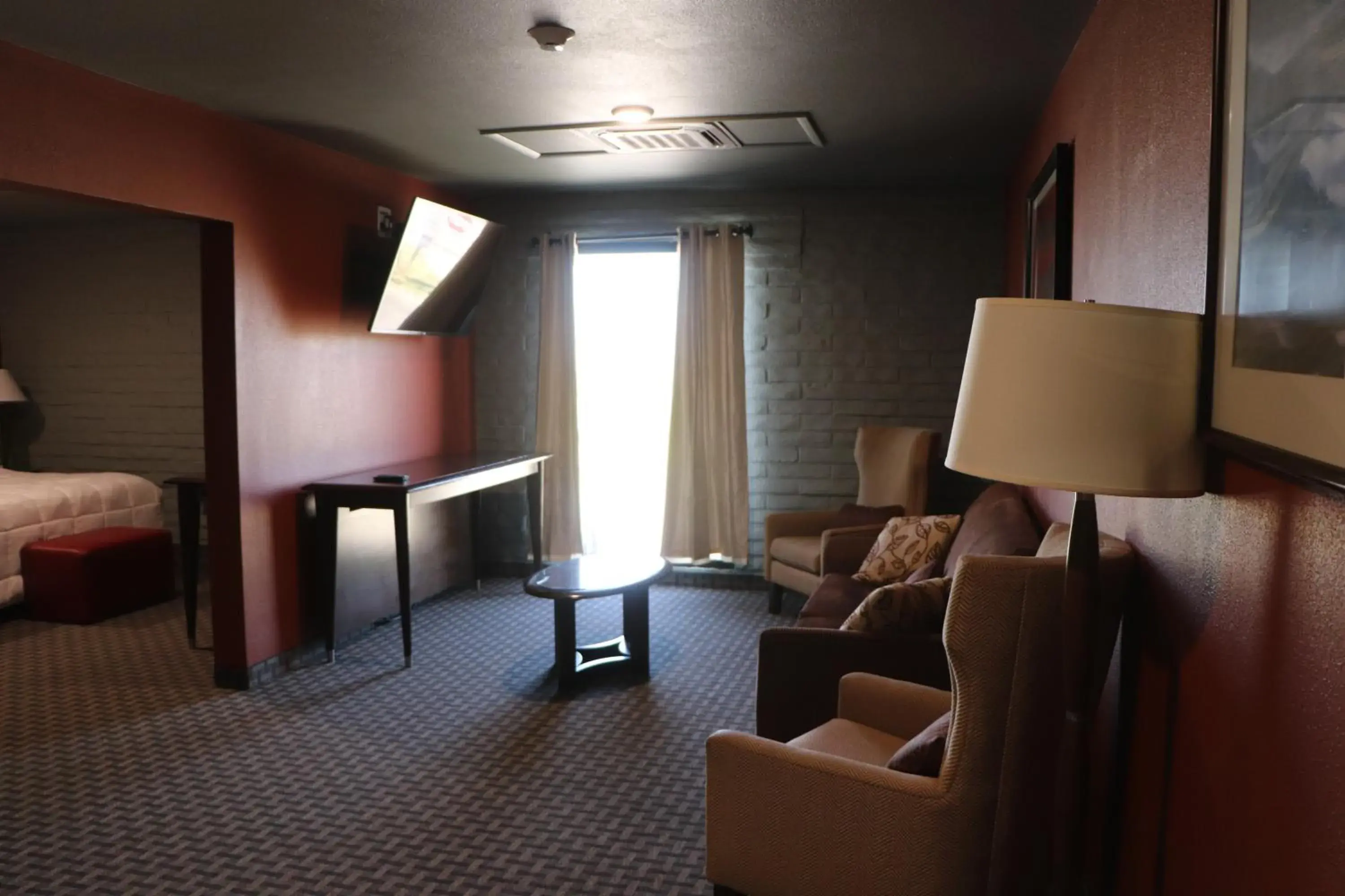 Suite in Historic Cow Palace Inn Suite in Historic Cow Palace Inn