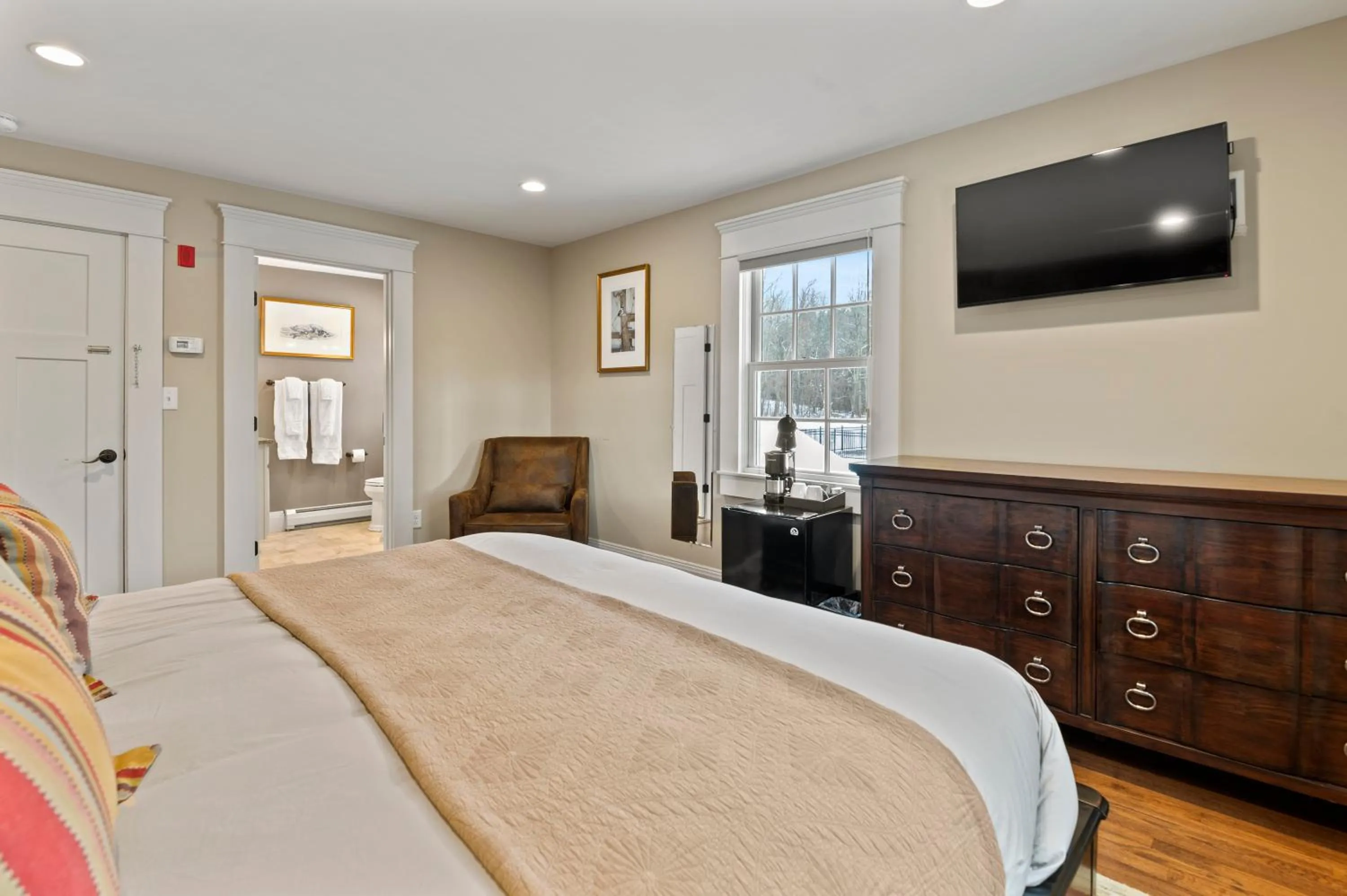 Bed in Brook Bound Inn