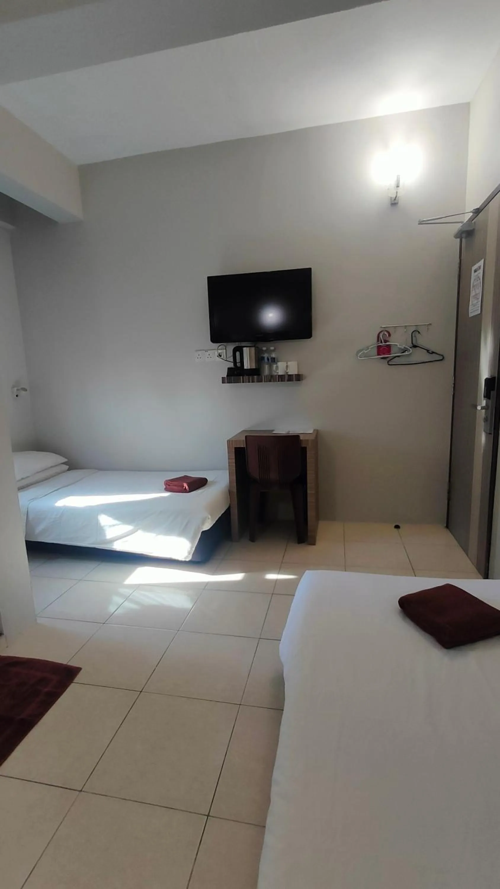 Bedroom, Bed in Walk Inn