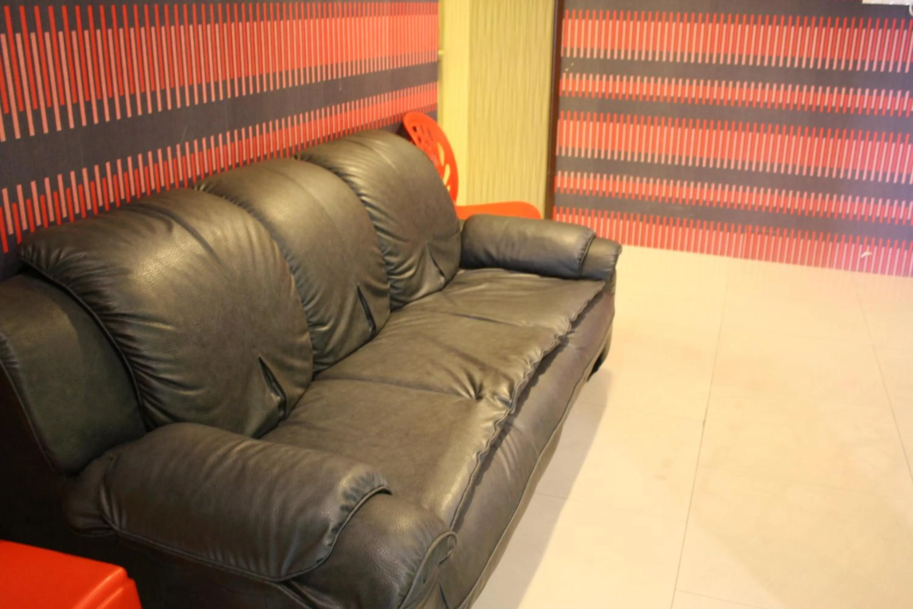 Decorative detail in Walk Inn