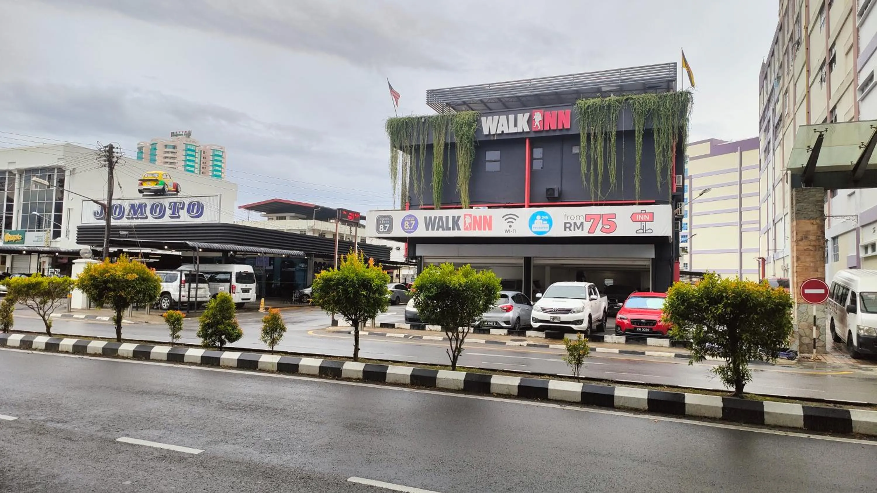 Property building in Walk Inn