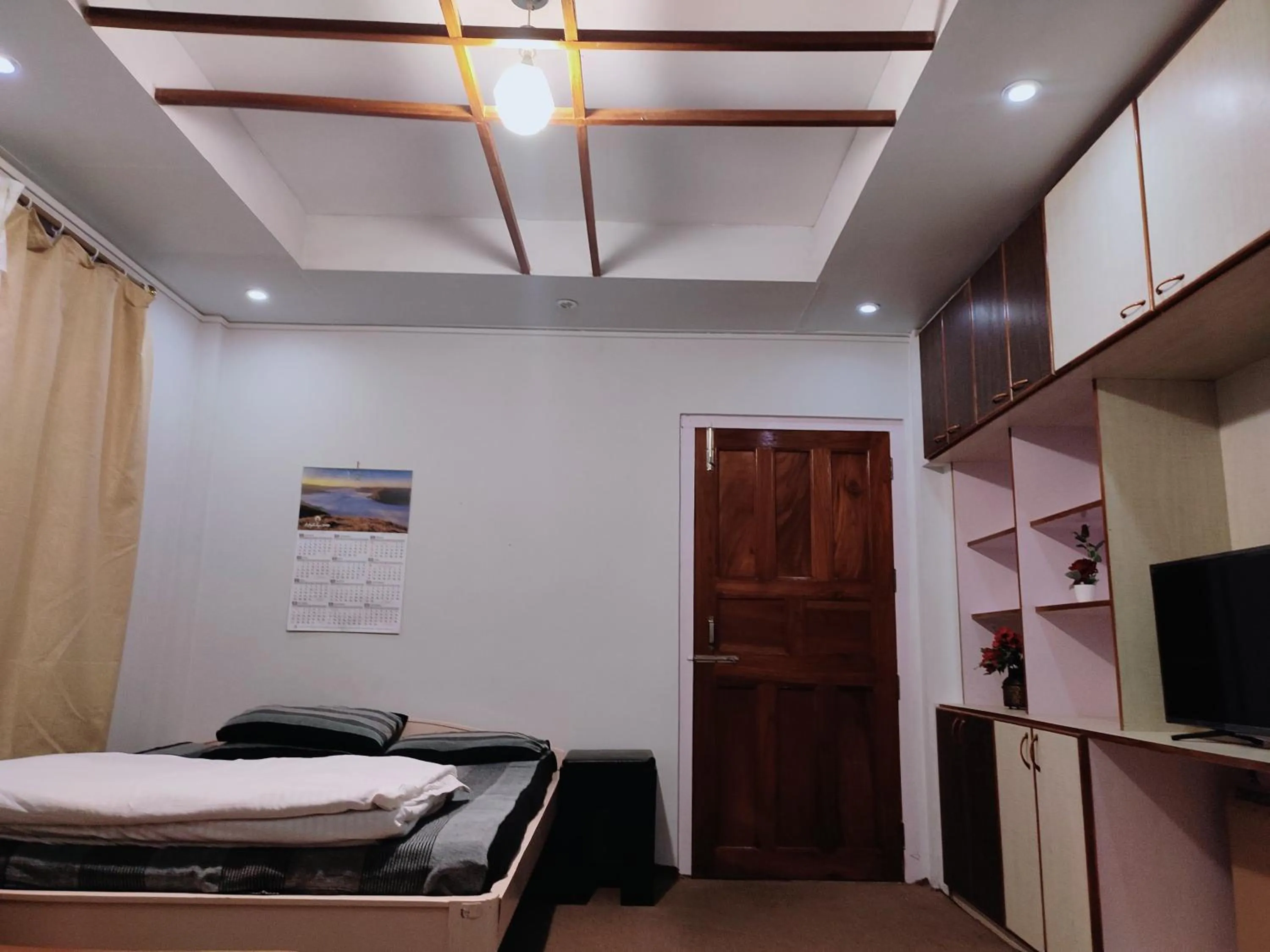 Bed in Shanti Sojourn