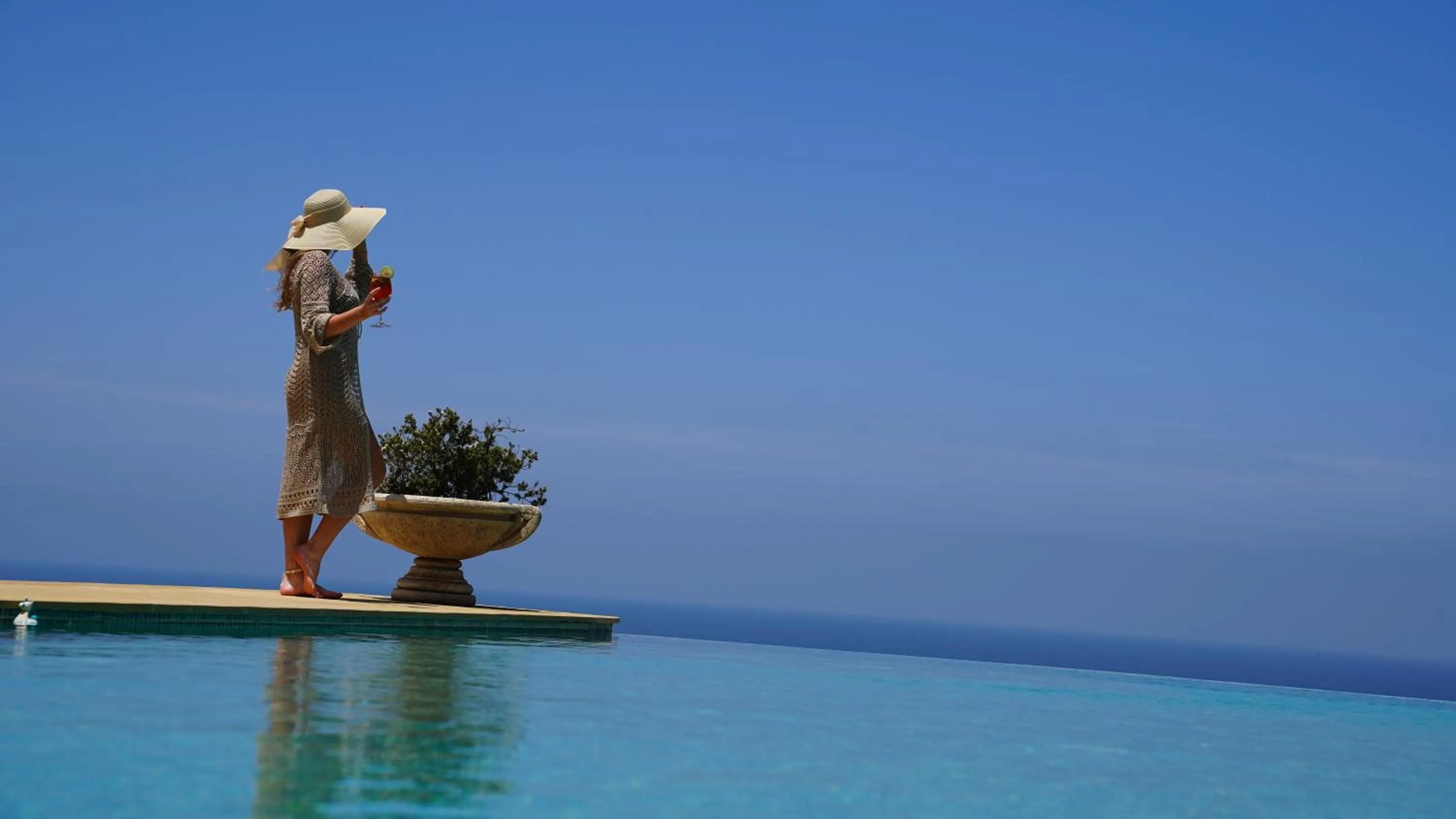 Pool view in Villa La Falaise