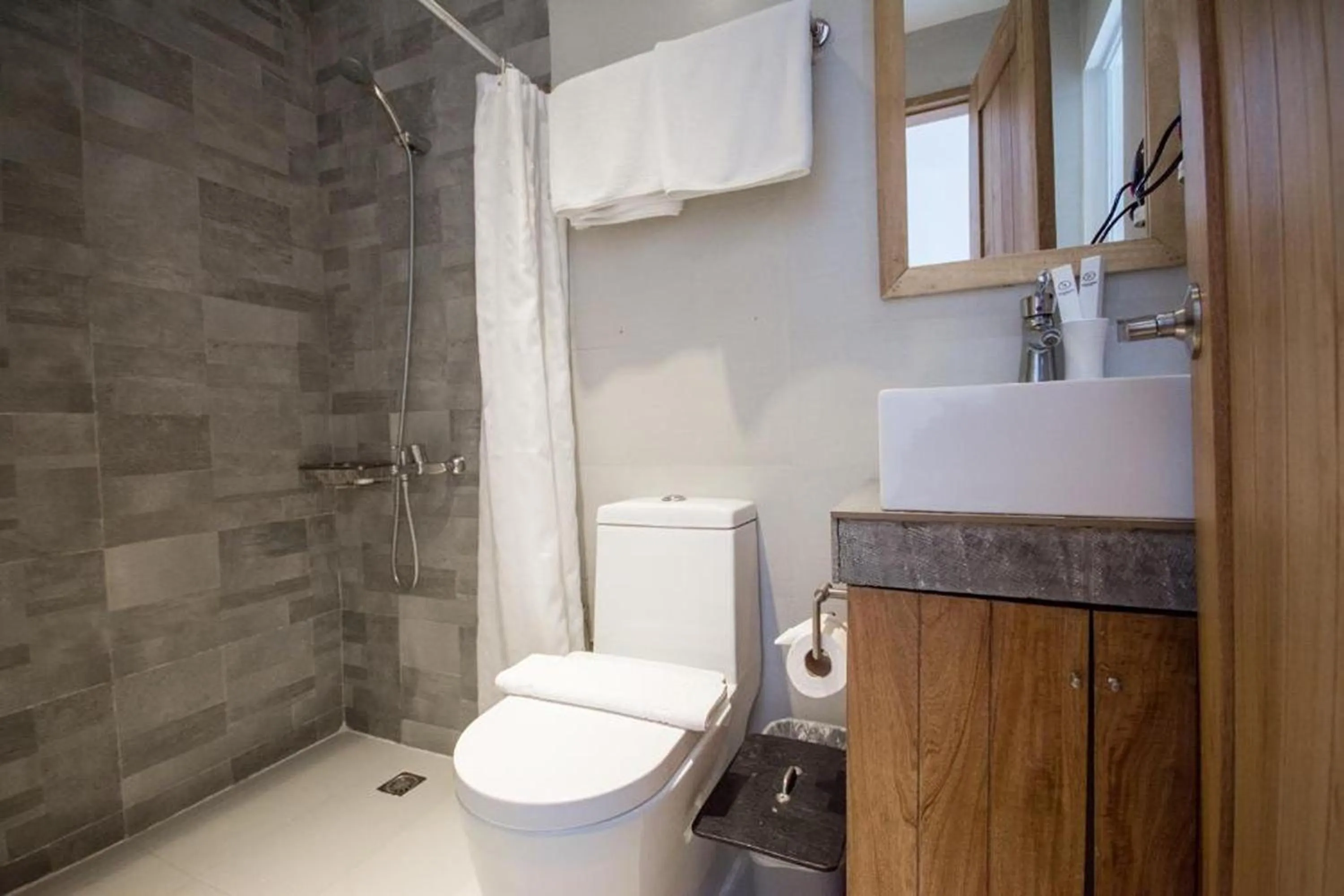 Bathroom in Zuzuni Boutique Hotel
