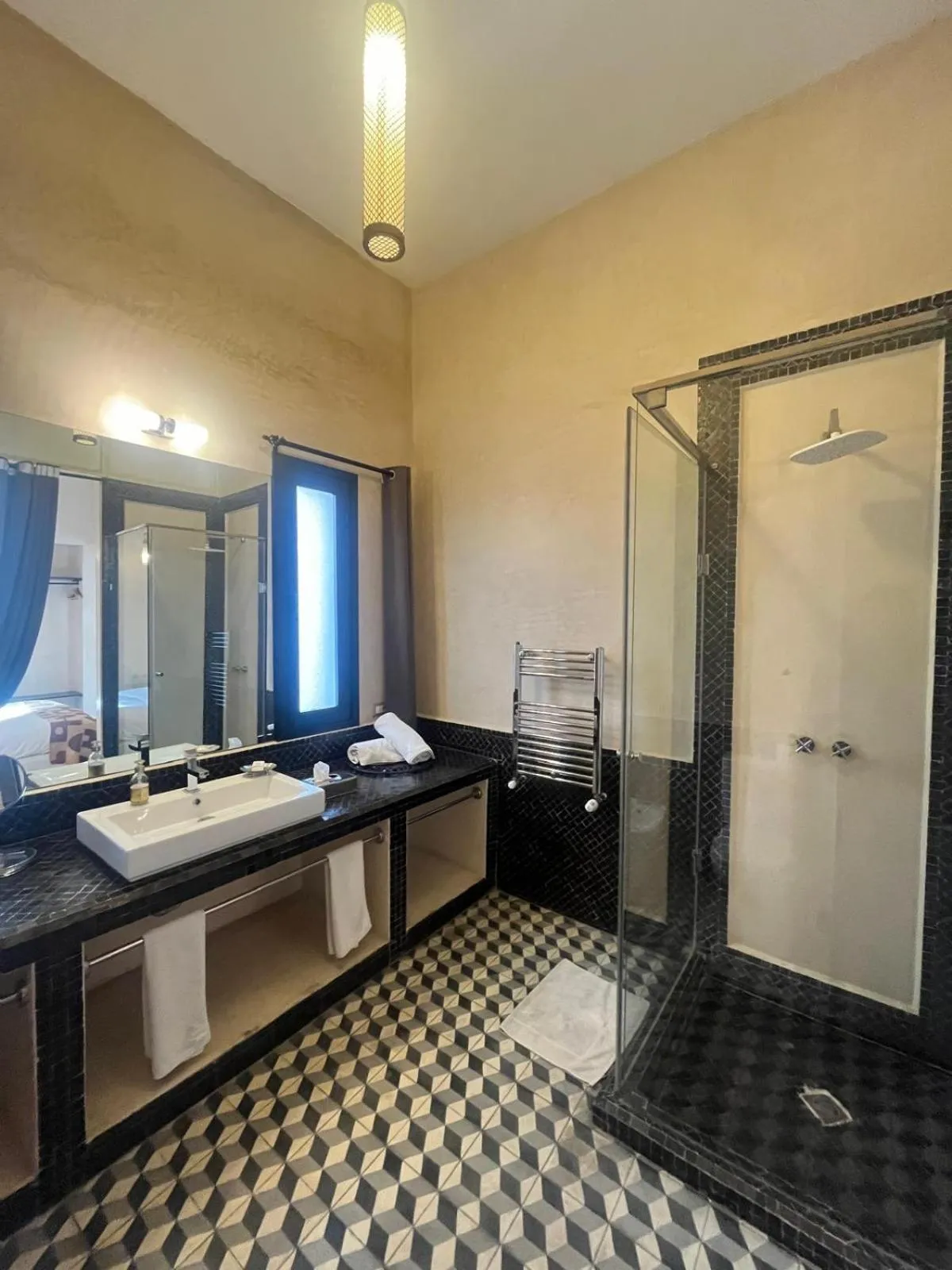 Shower in Riad Palais Bahia Fes