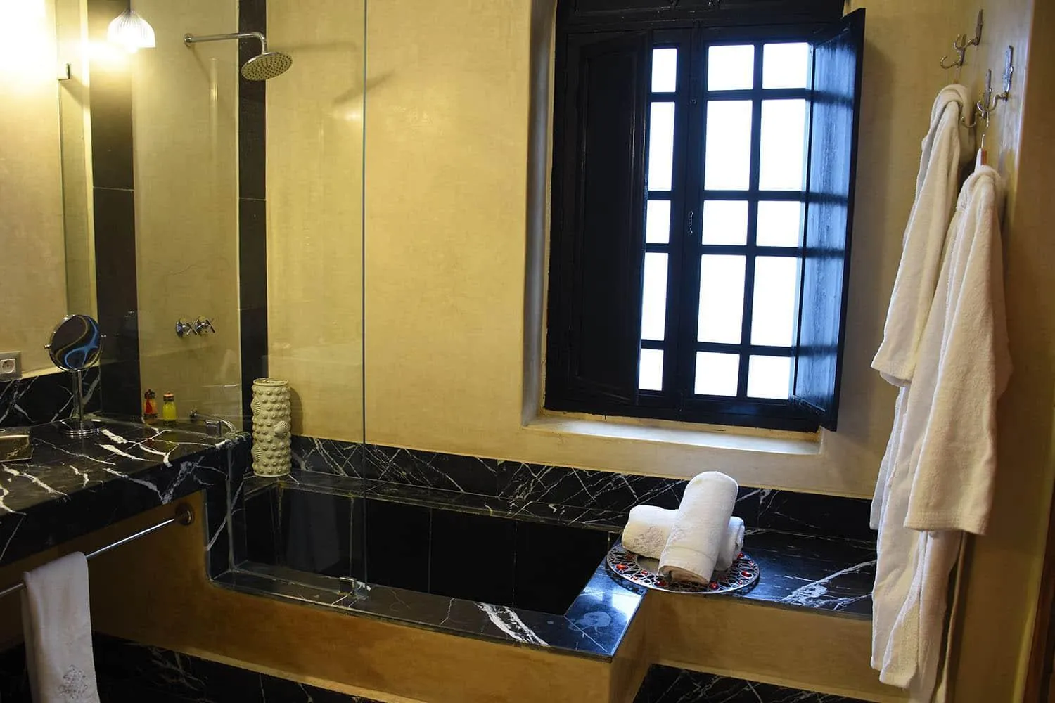 Shower in Riad Palais Bahia Fes