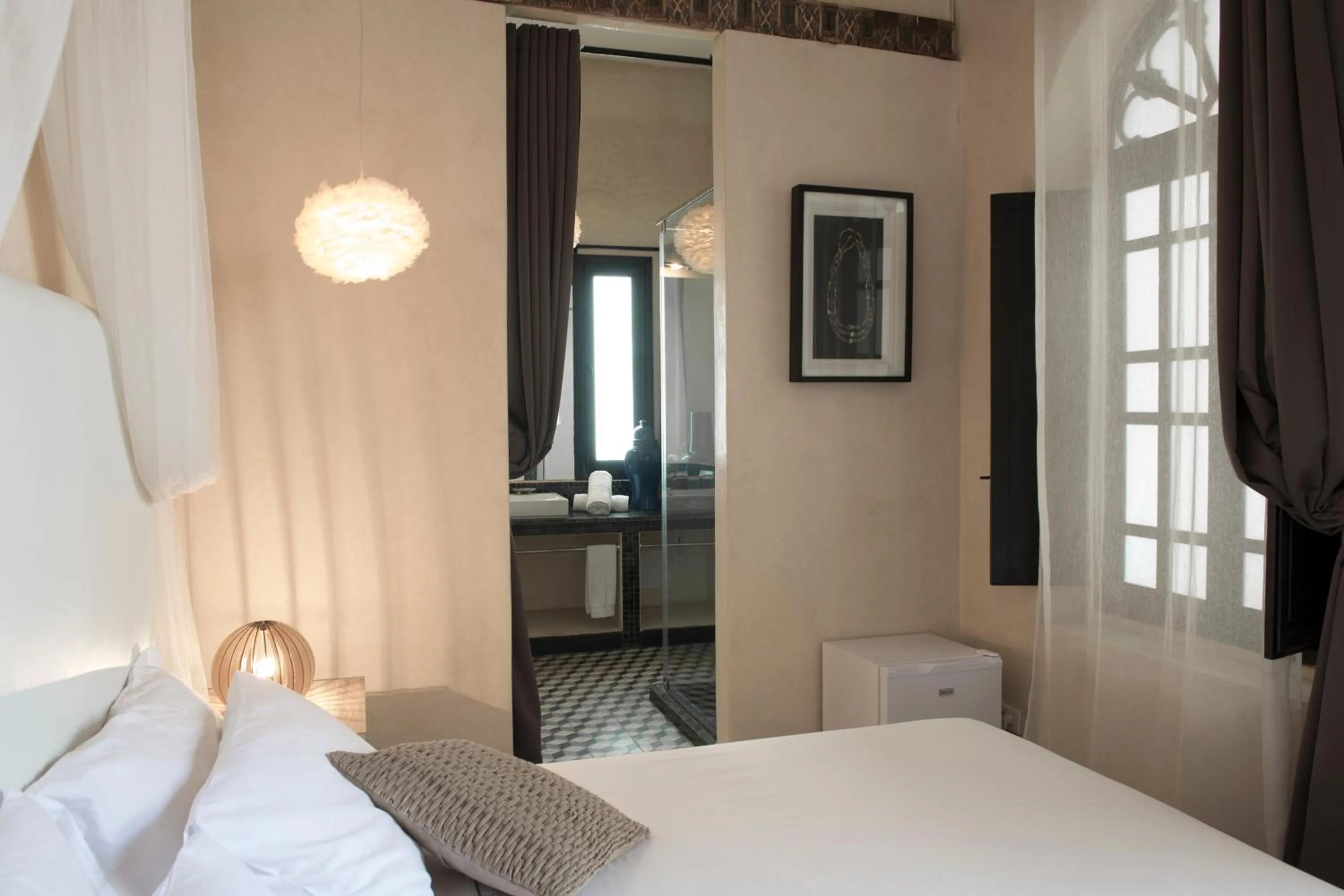 Photo of the whole room, Bed in Riad Palais Bahia Fes