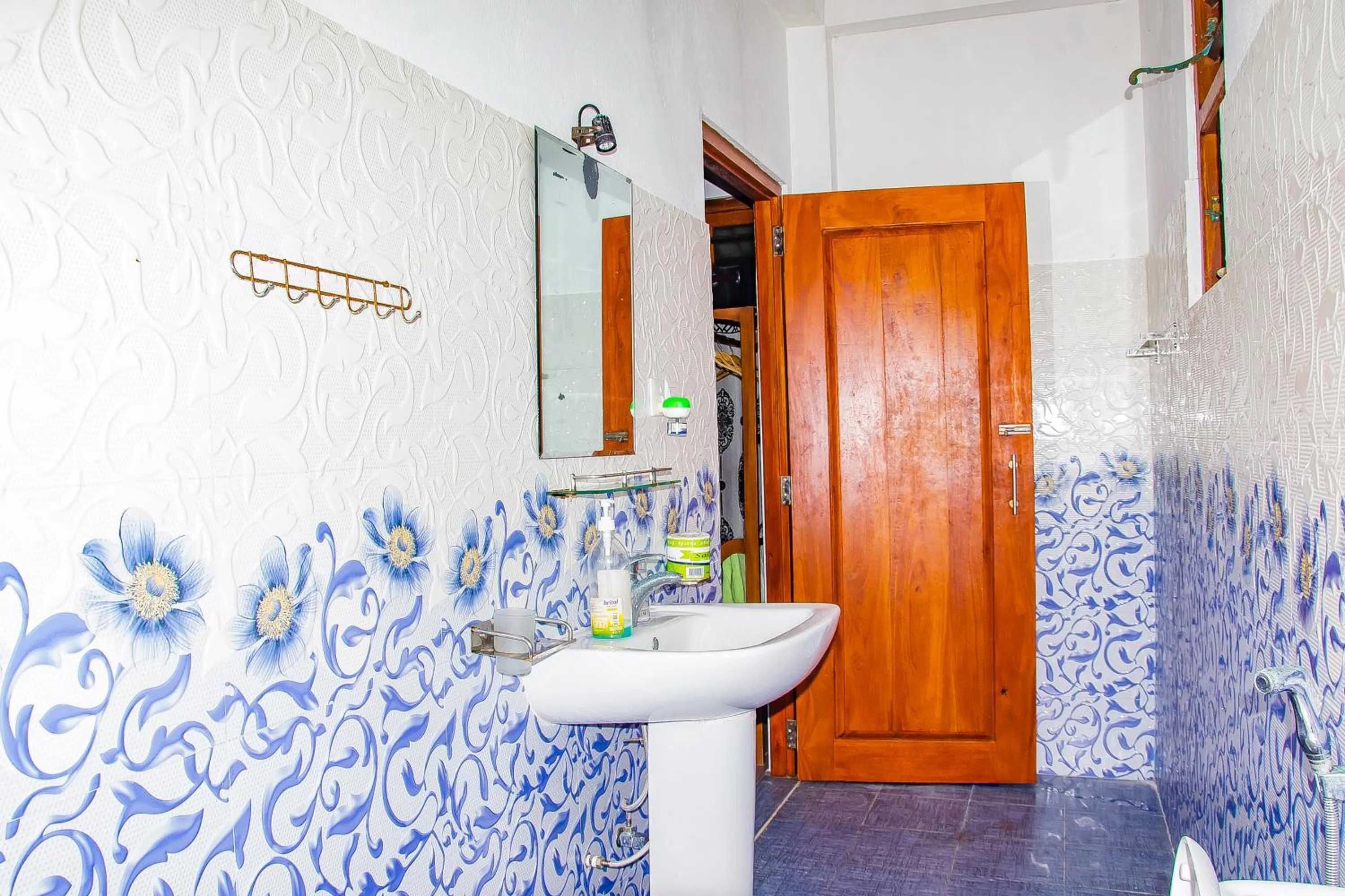 Bathroom in Blowhole Unawatuna