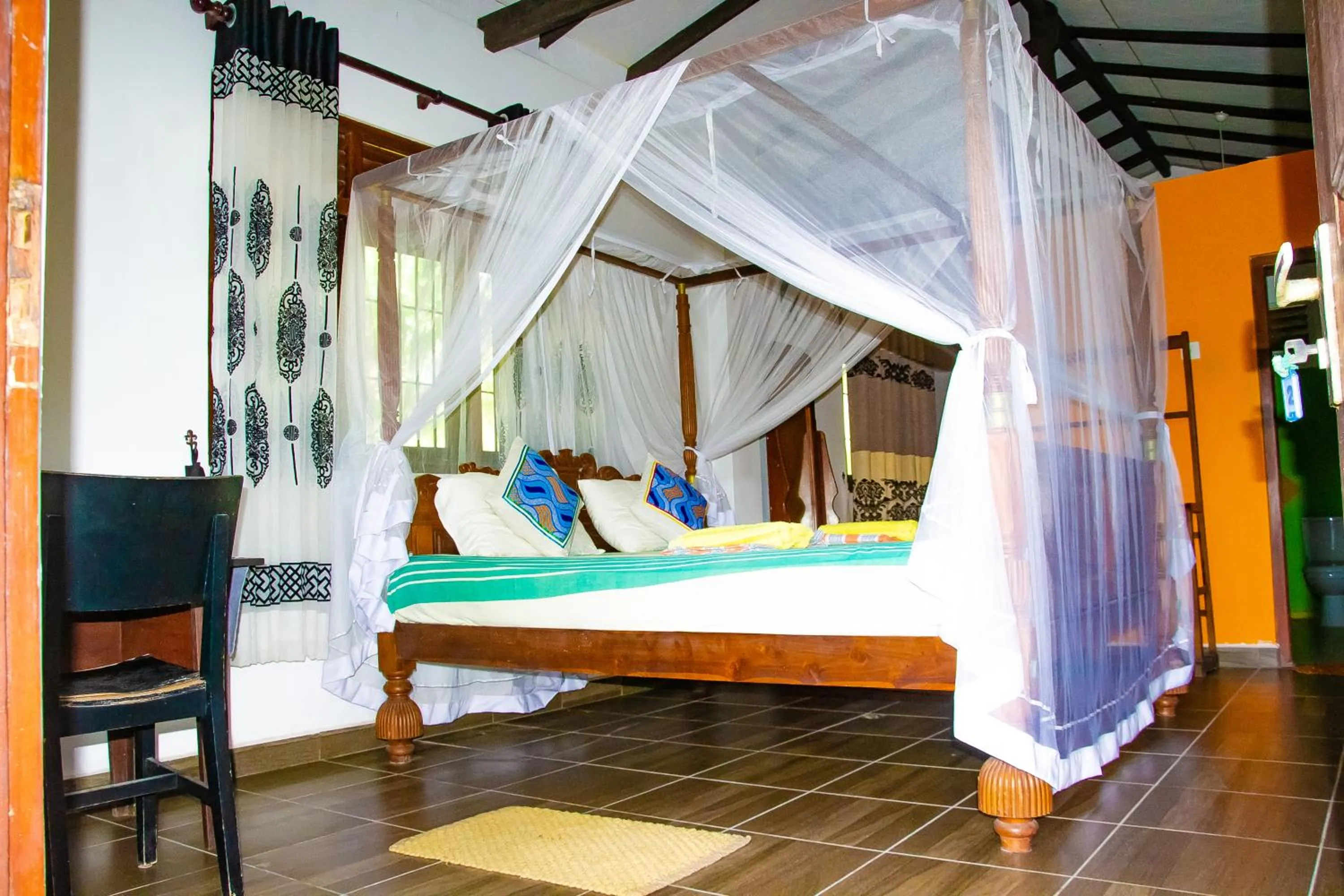 Bed in Blowhole Unawatuna