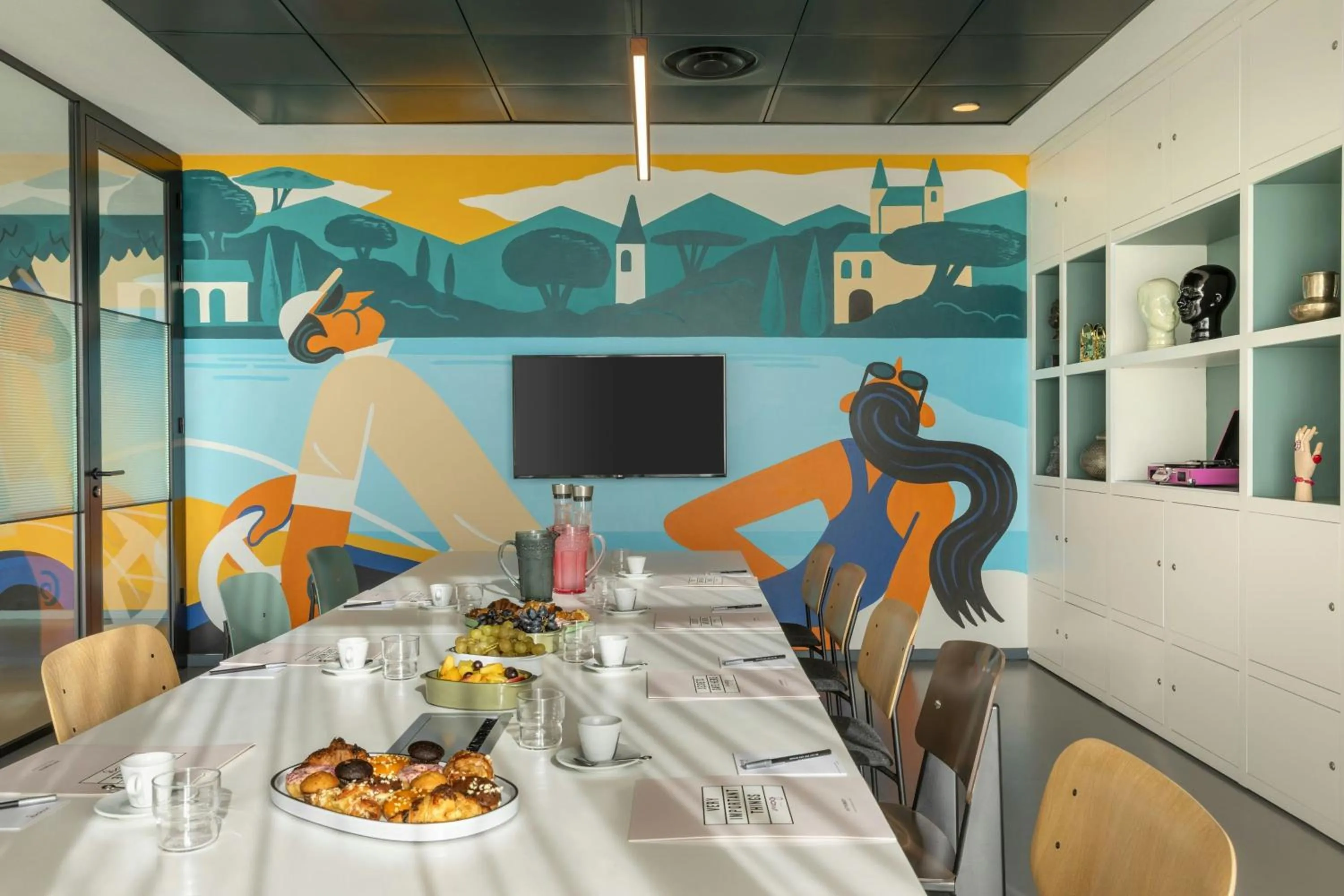 Meeting/conference room in Moxy Milan Malpensa Airport