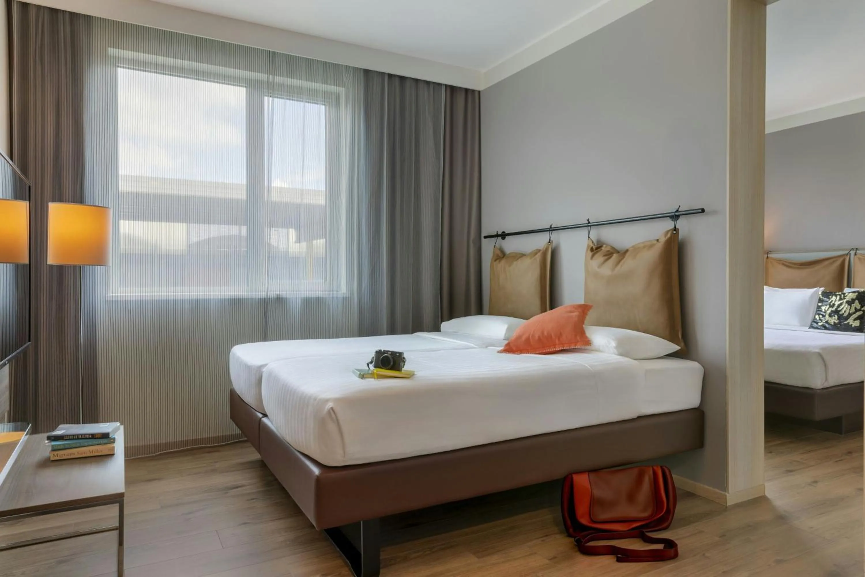 Bedroom, Bed in Moxy Milan Malpensa Airport