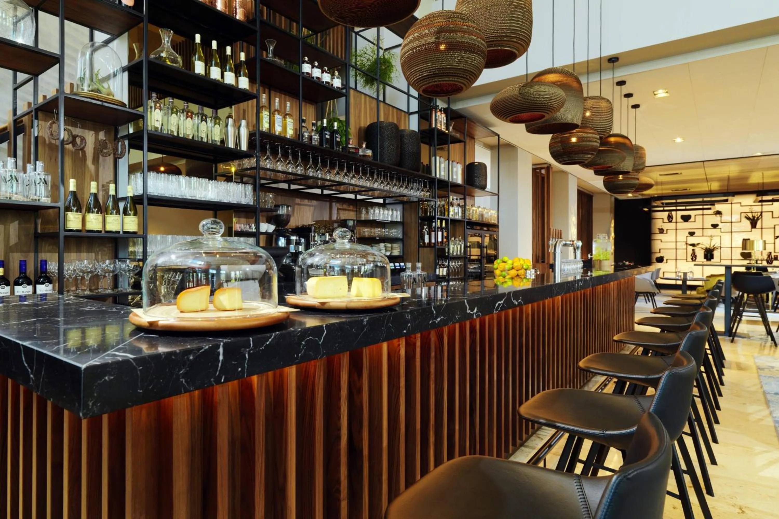 Lounge or bar in Rotterdam Marriott Hotel