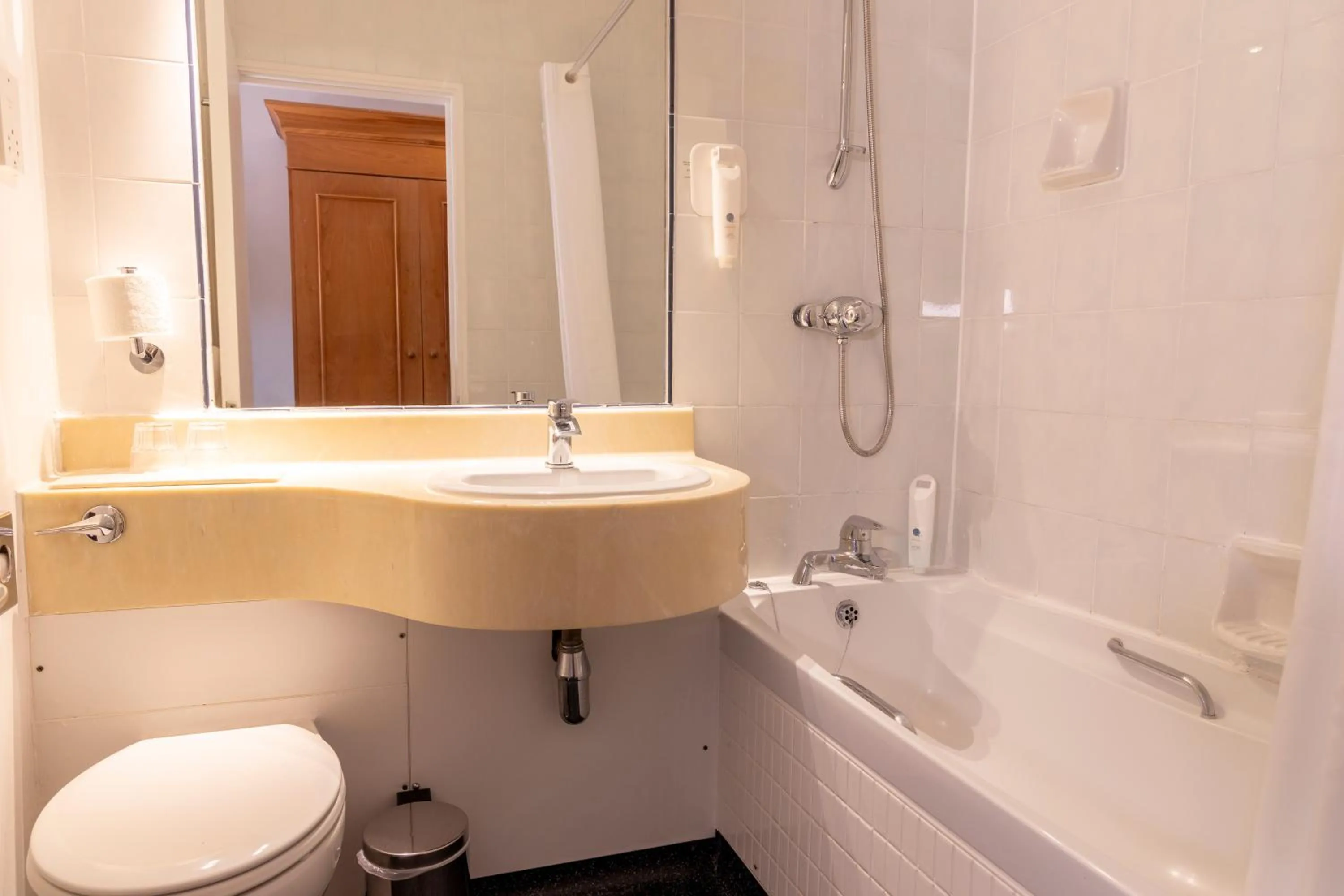 Bathroom in Roebuck by Greene King Inns