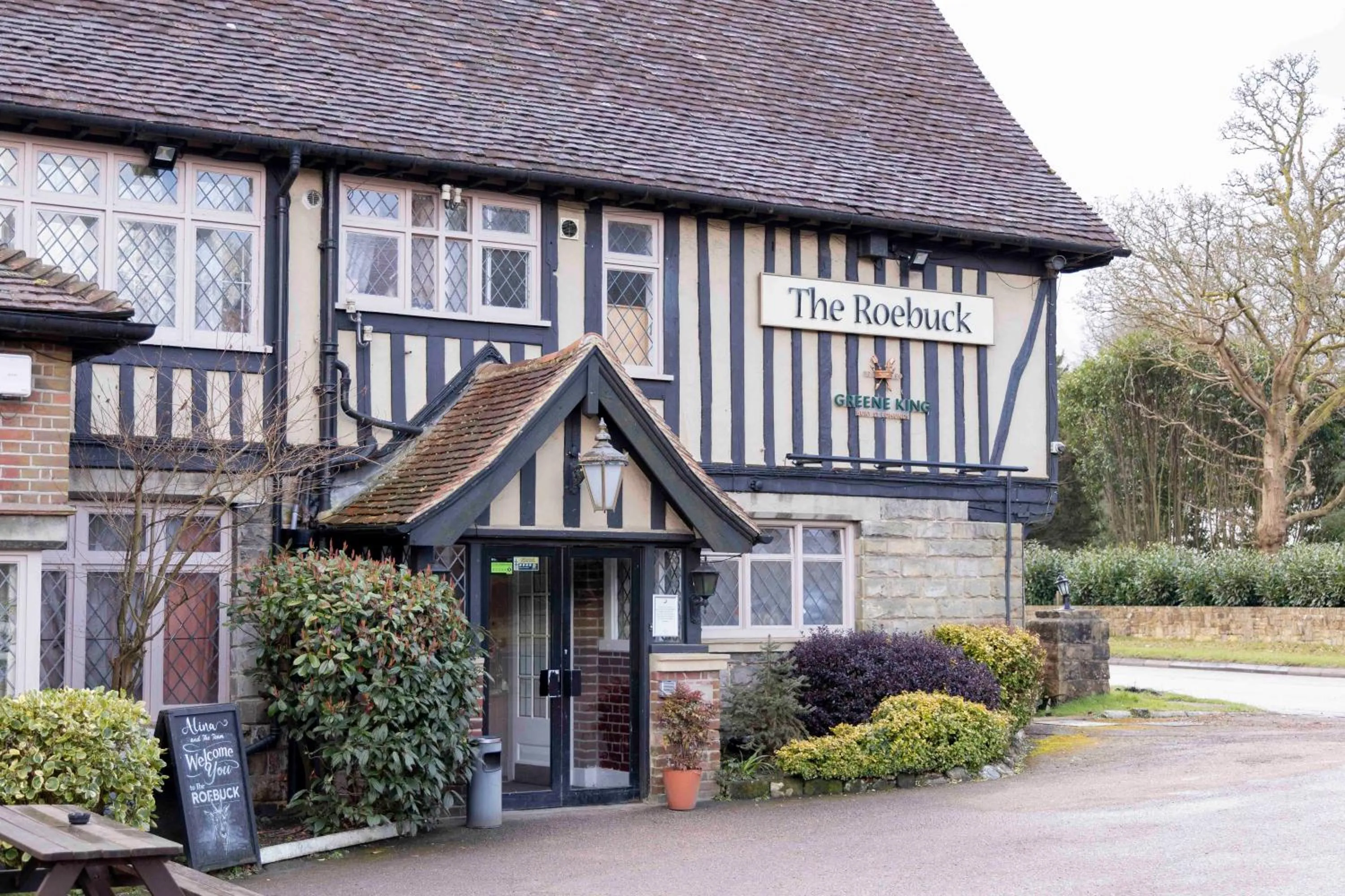 Roebuck by Greene King Inns