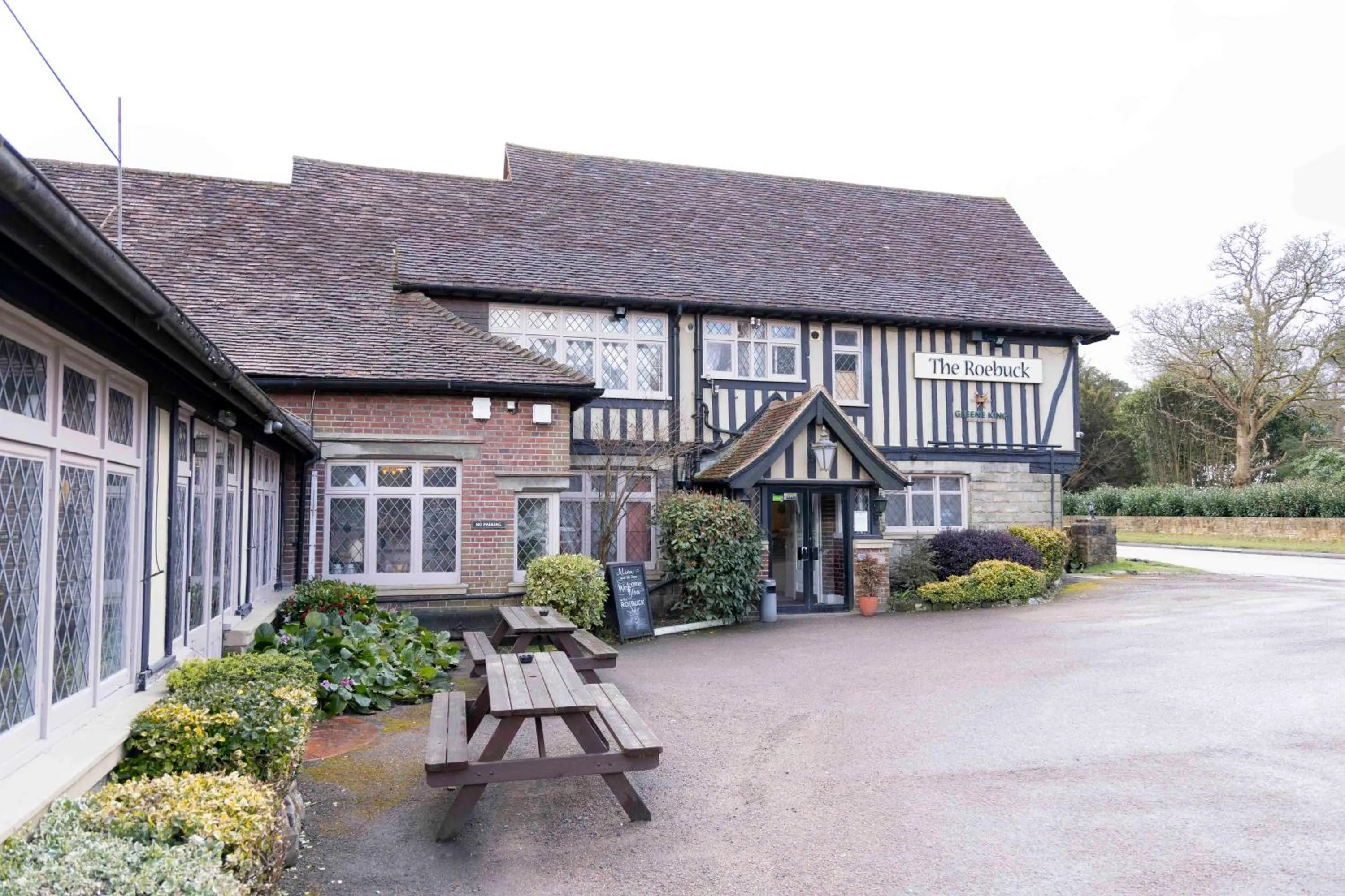 Roebuck by Greene King Inns