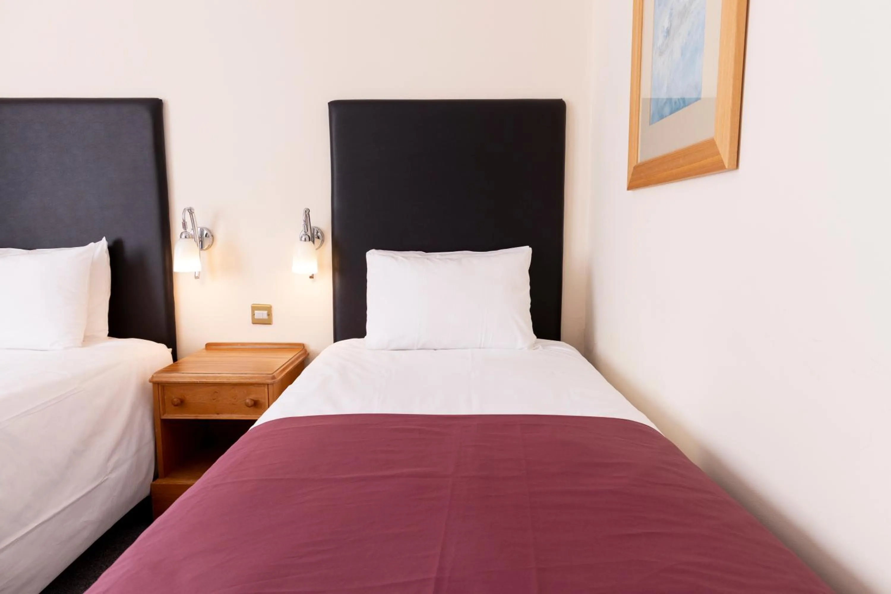 Bed in Roebuck by Greene King Inns