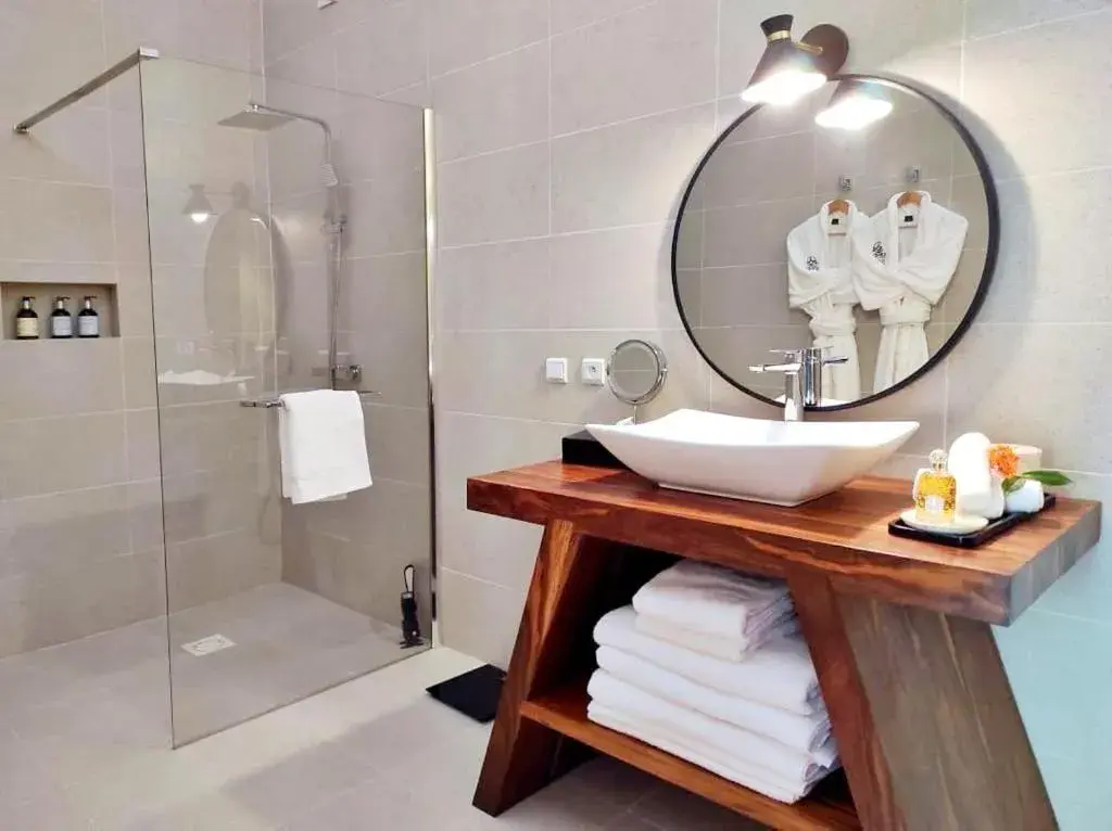 Deluxe Double Room with Sea View in Andriana Resort & Spa Deluxe Double Room with Sea View in Andriana Resort & Spa