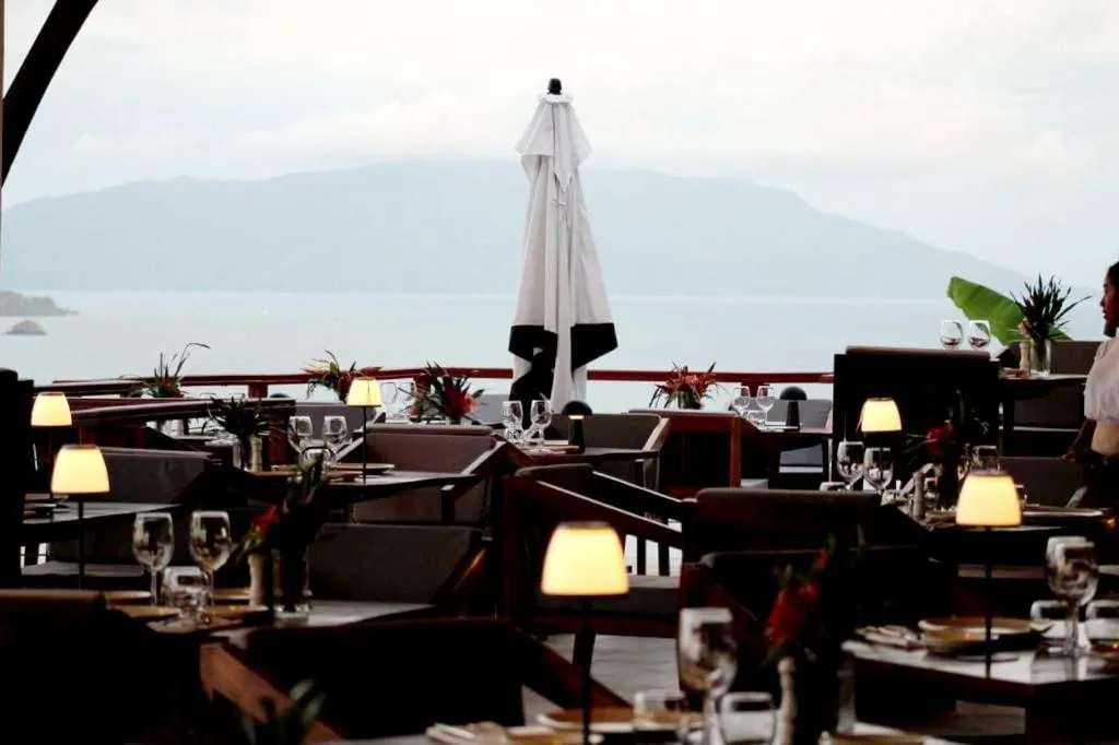 Restaurant/places to eat in Andriana Resort & Spa
