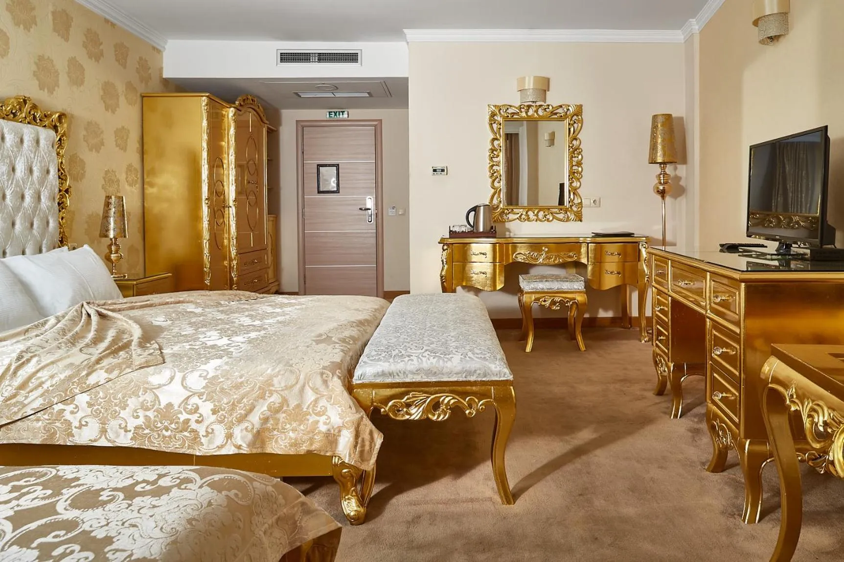 Bed in Hotel Gold
