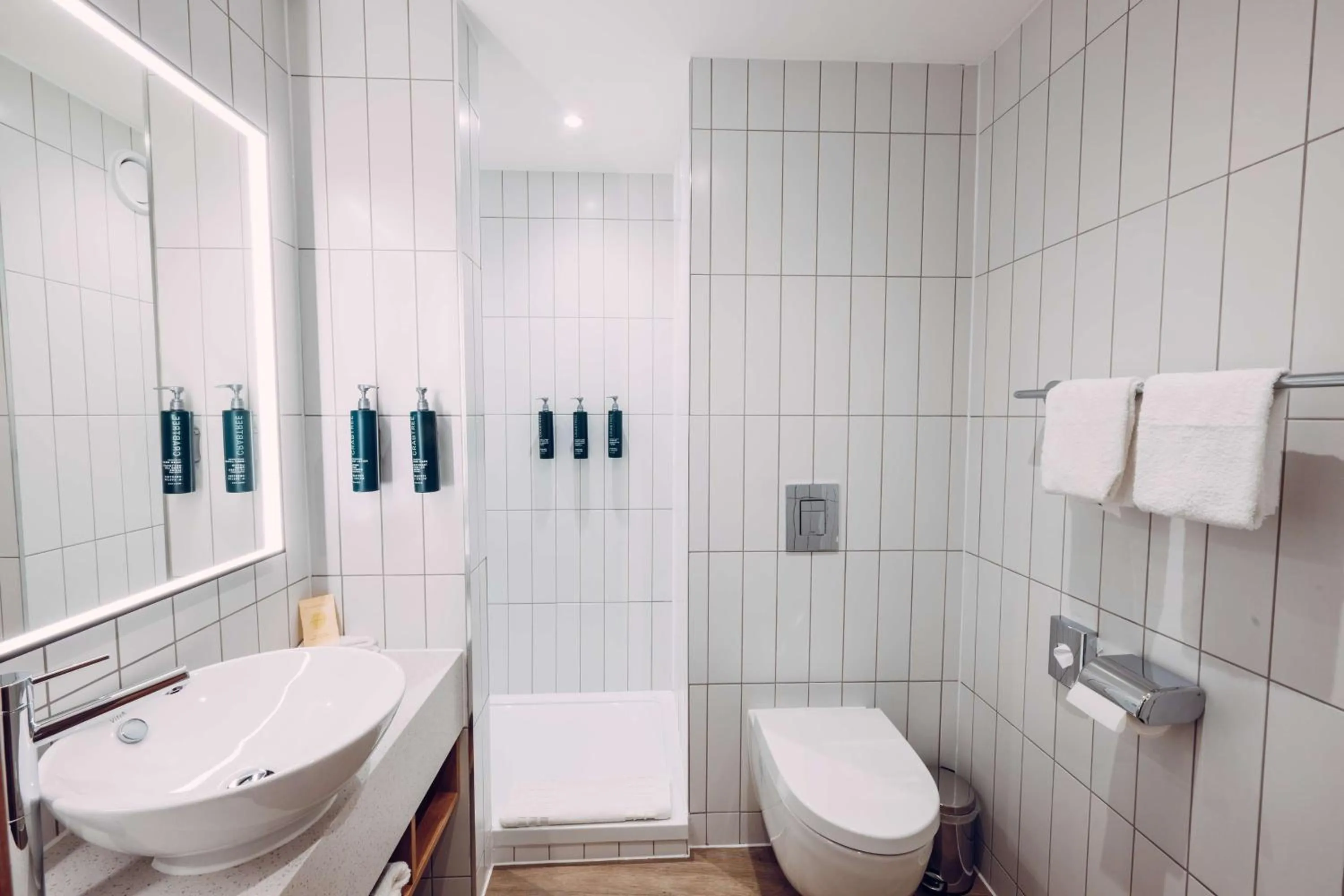 Bathroom in Hilton Garden Inn Manchester Emirates Old Trafford