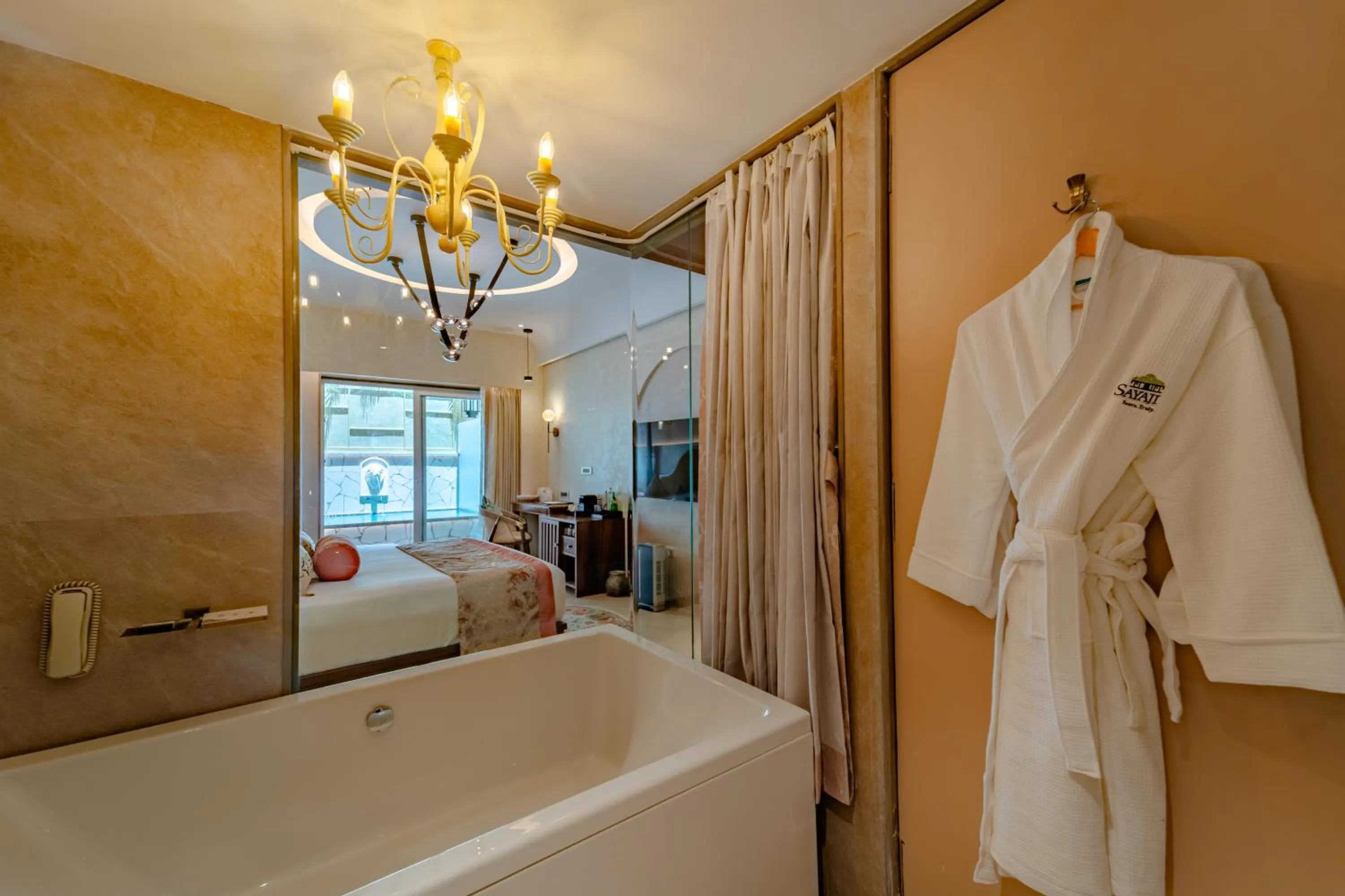 Bathroom, Bed in Sayaji Indore