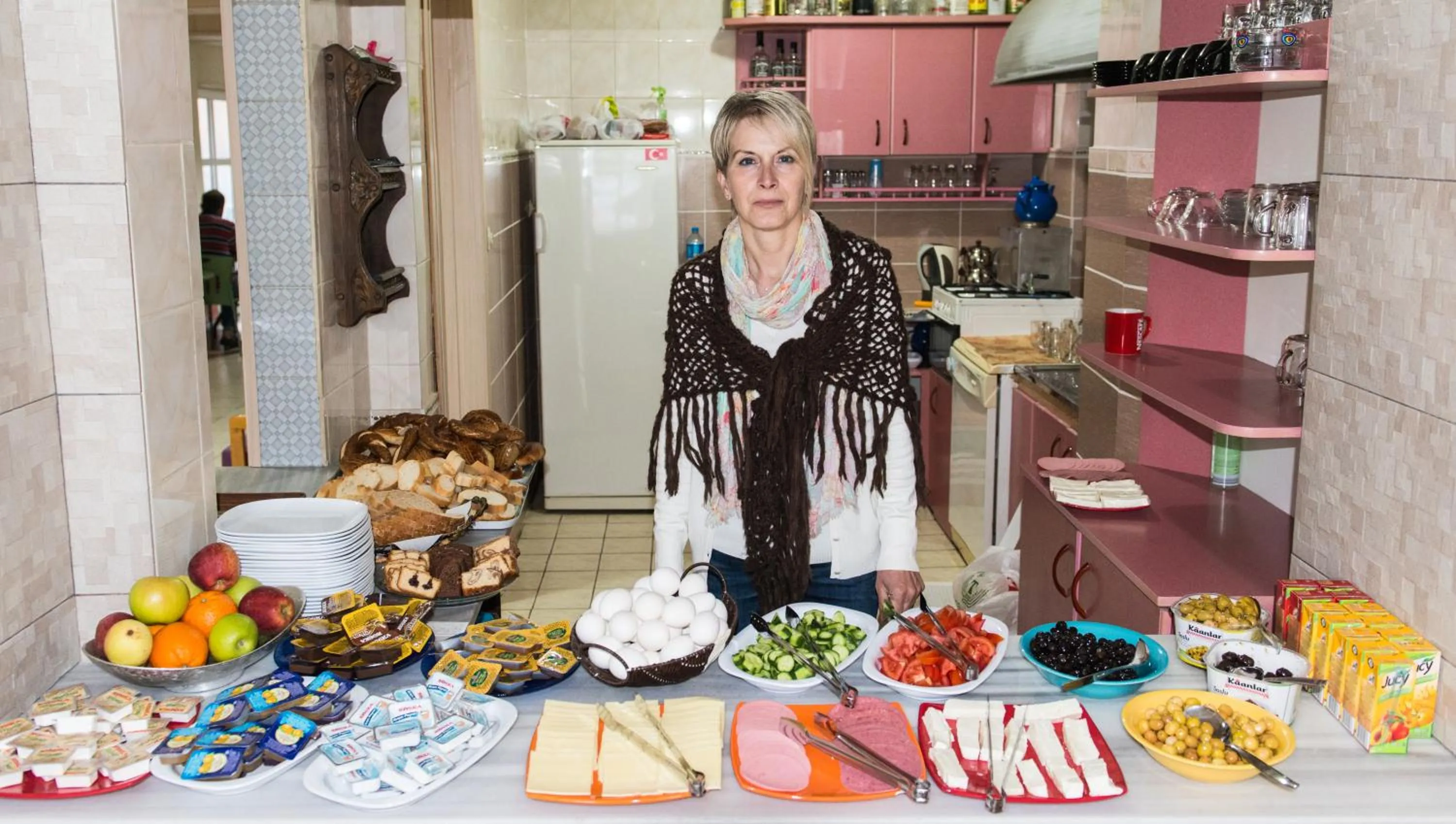 Day in Yellow Rose Pansiyon