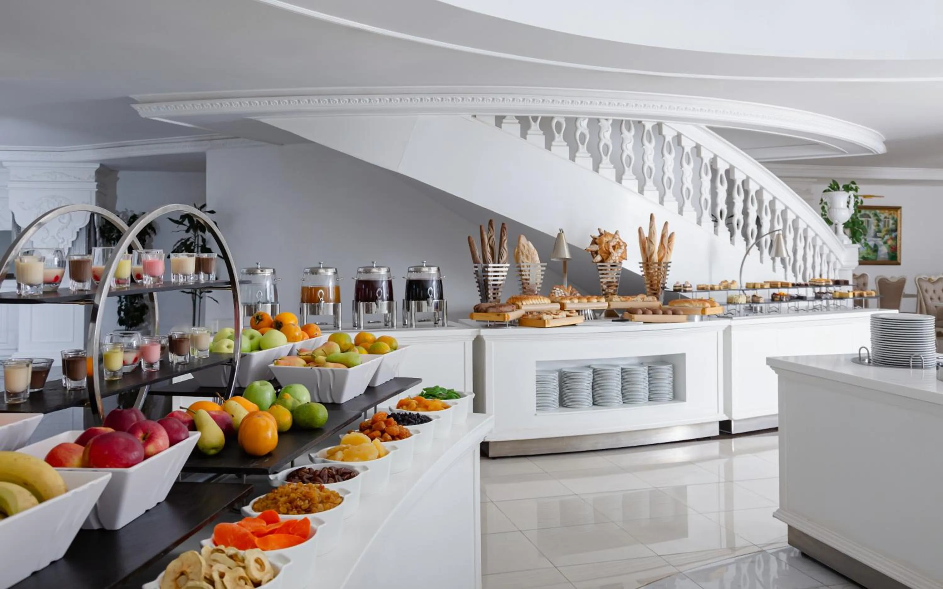 Restaurant/places to eat in Shamakhi Palace Sharadil