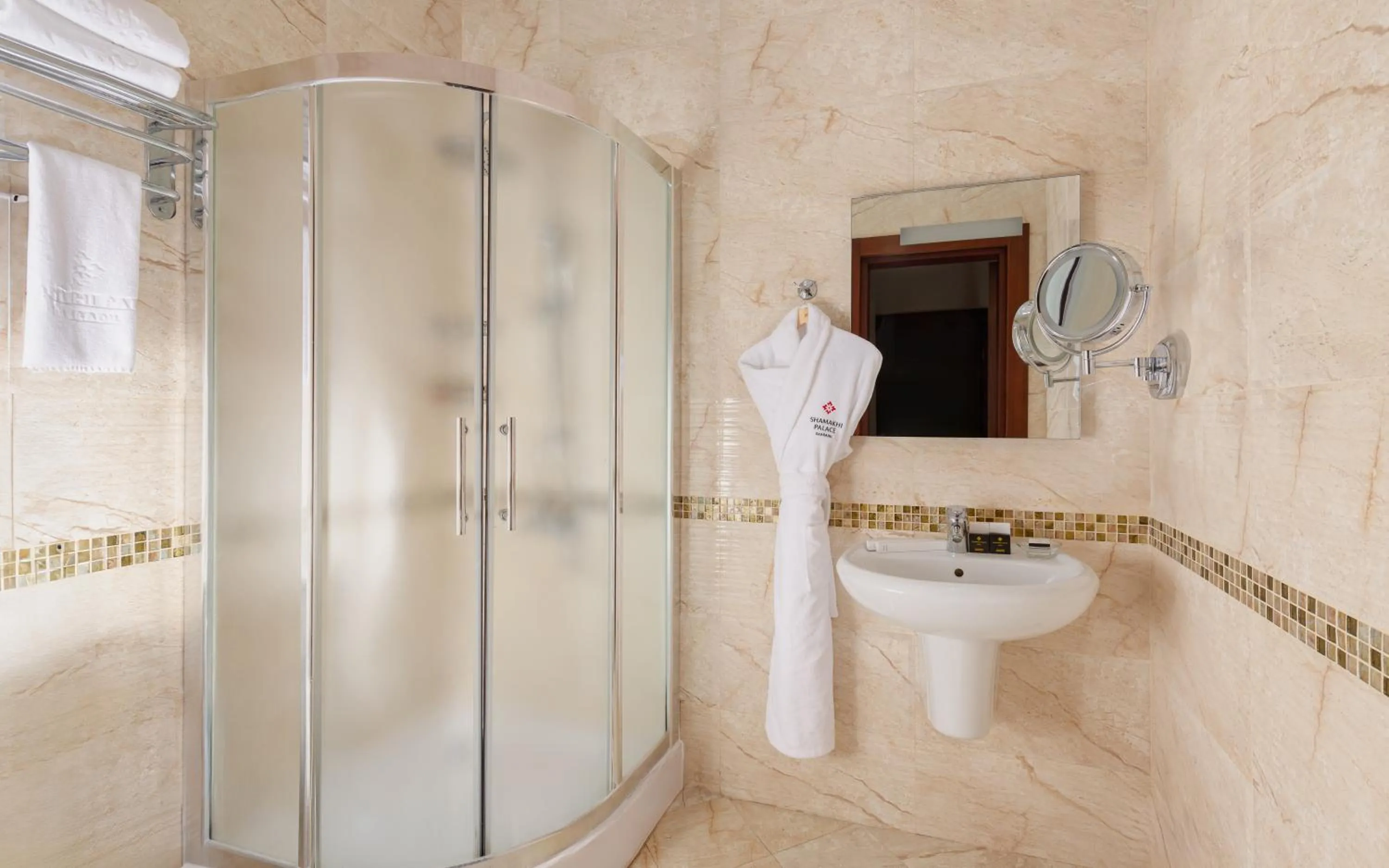 Bathroom in Shamakhi Palace Sharadil