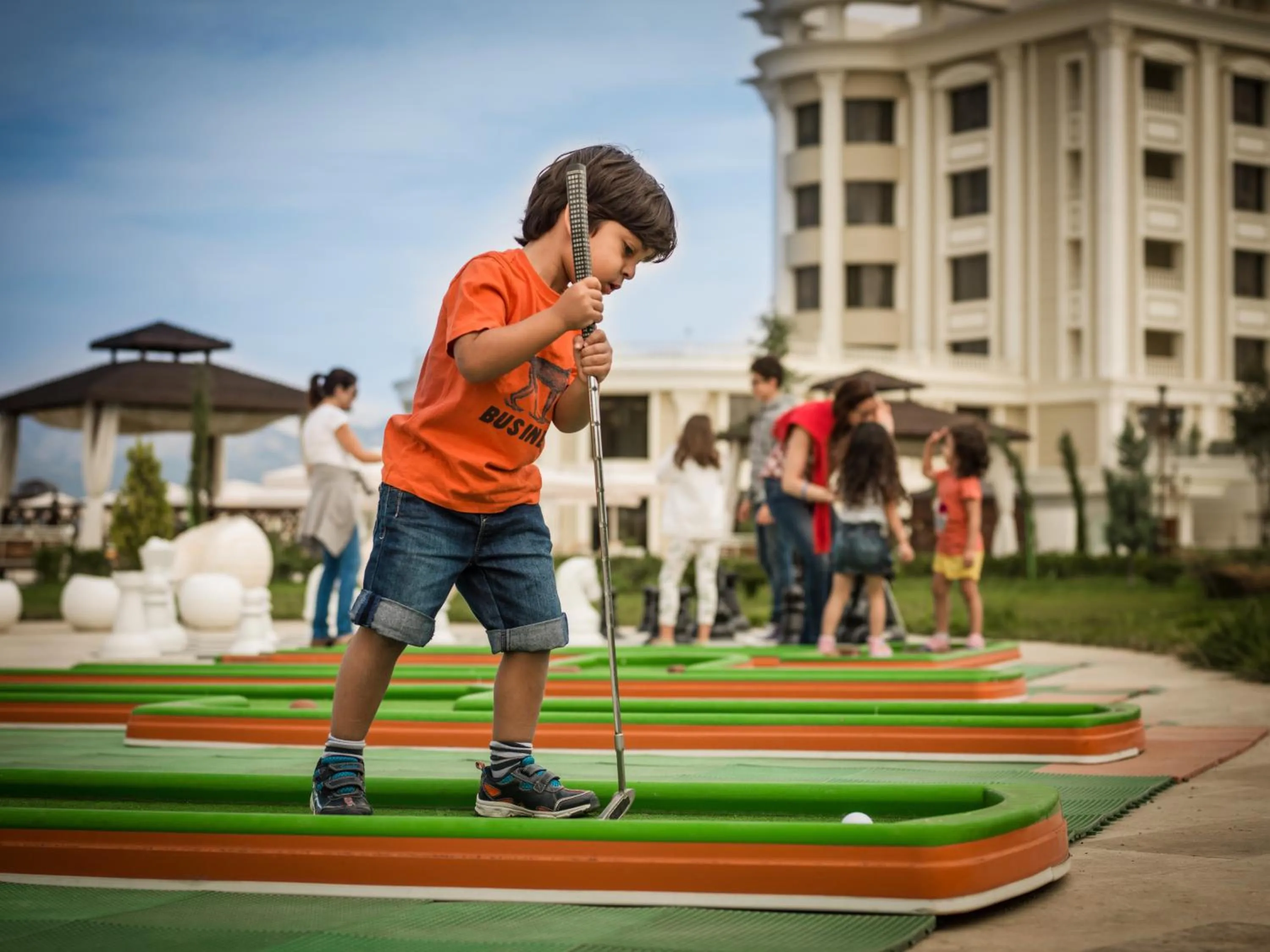 Minigolf in Shamakhi Palace Sharadil