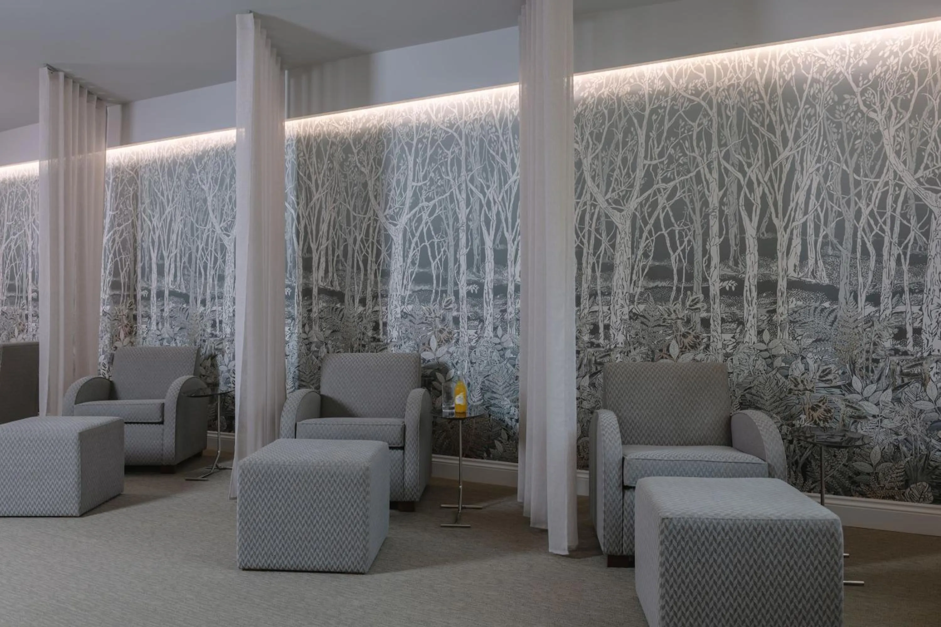 Spa and wellness centre/facilities in Ashdown Park Hotel