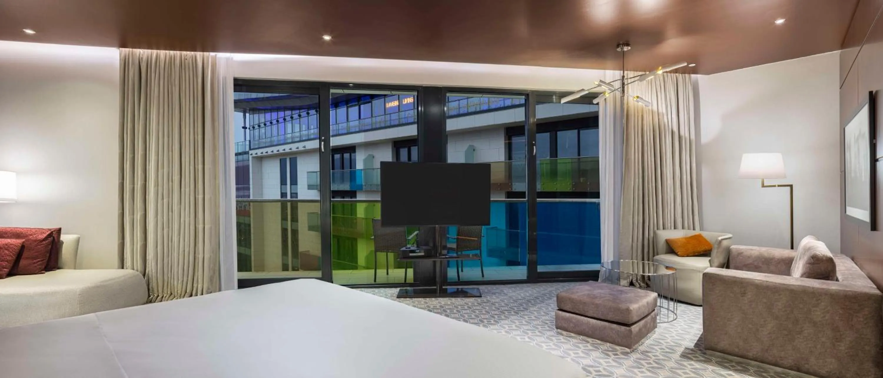 Living room, Bed in Hilton Batumi