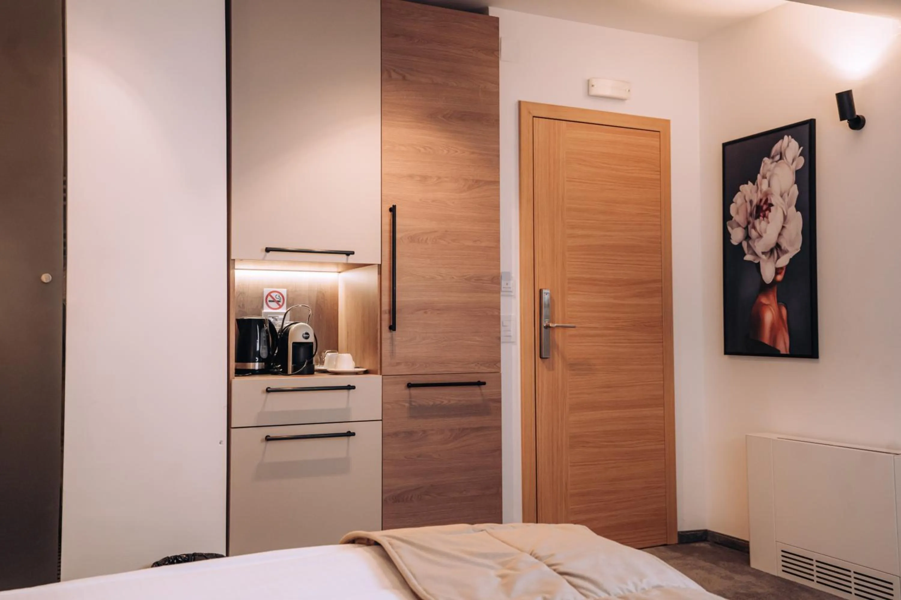 Coffee/tea facilities in Villa Pupin SARAISTE