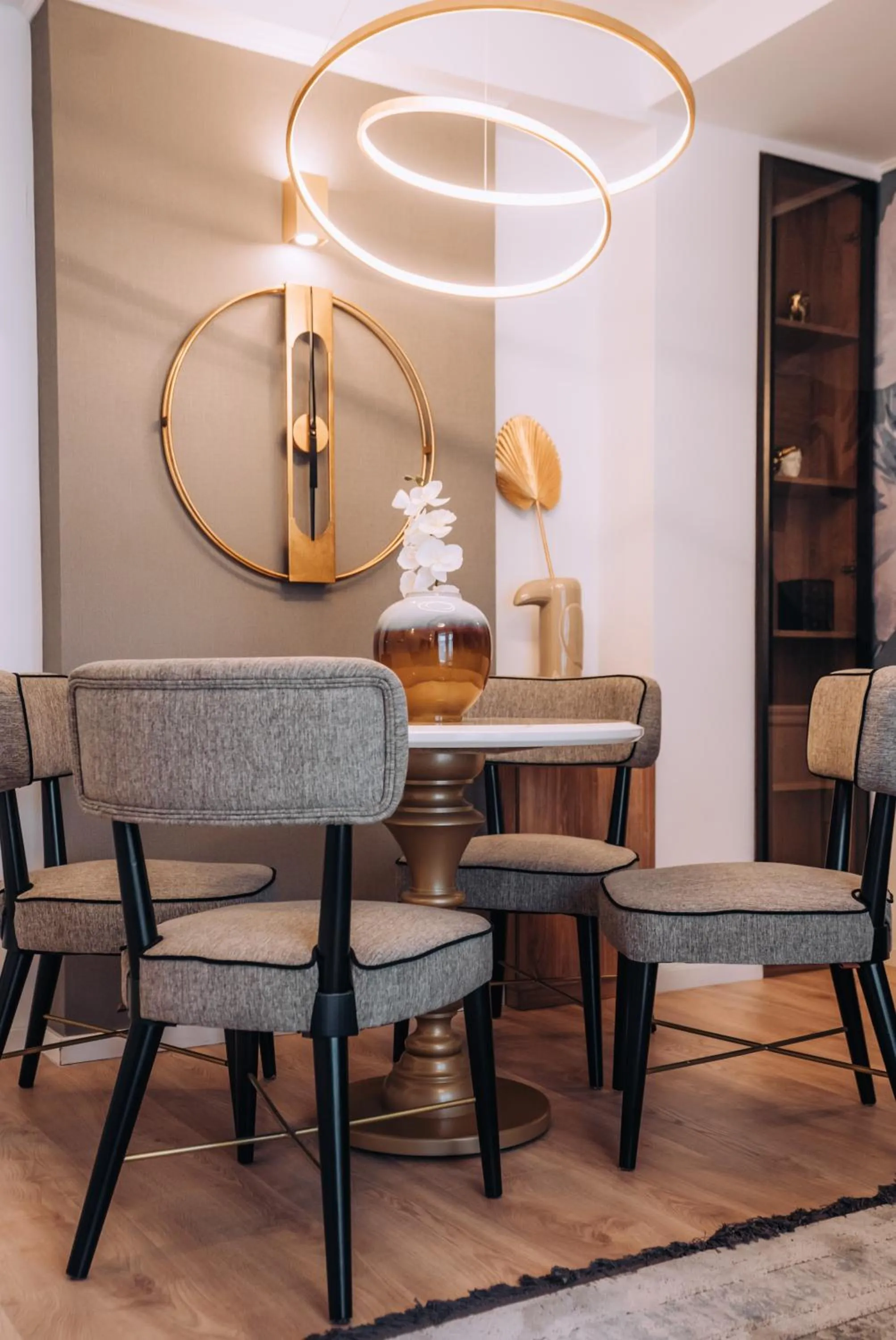 Decorative detail in Villa Pupin SARAISTE