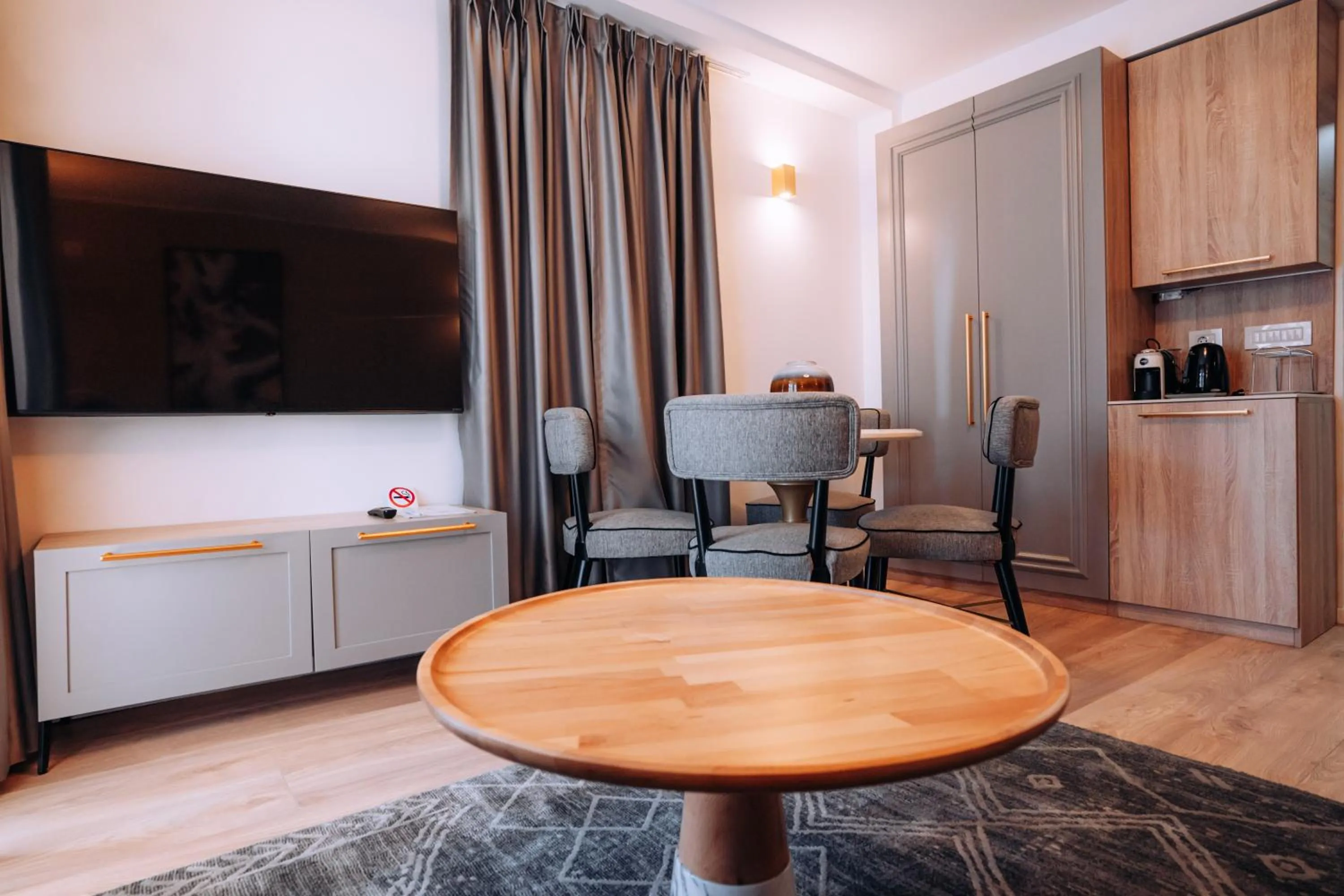 TV and multimedia in Villa Pupin SARAISTE