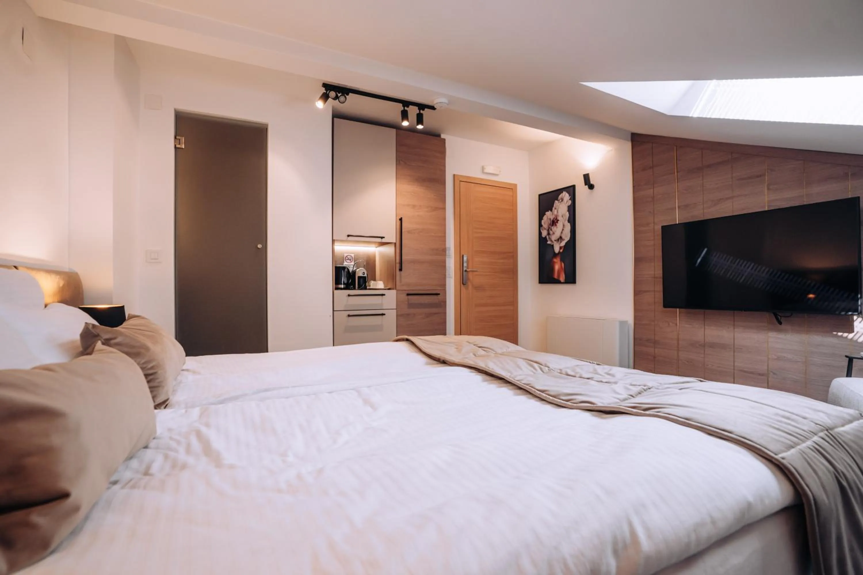 Photo of the whole room in Villa Pupin SARAISTE