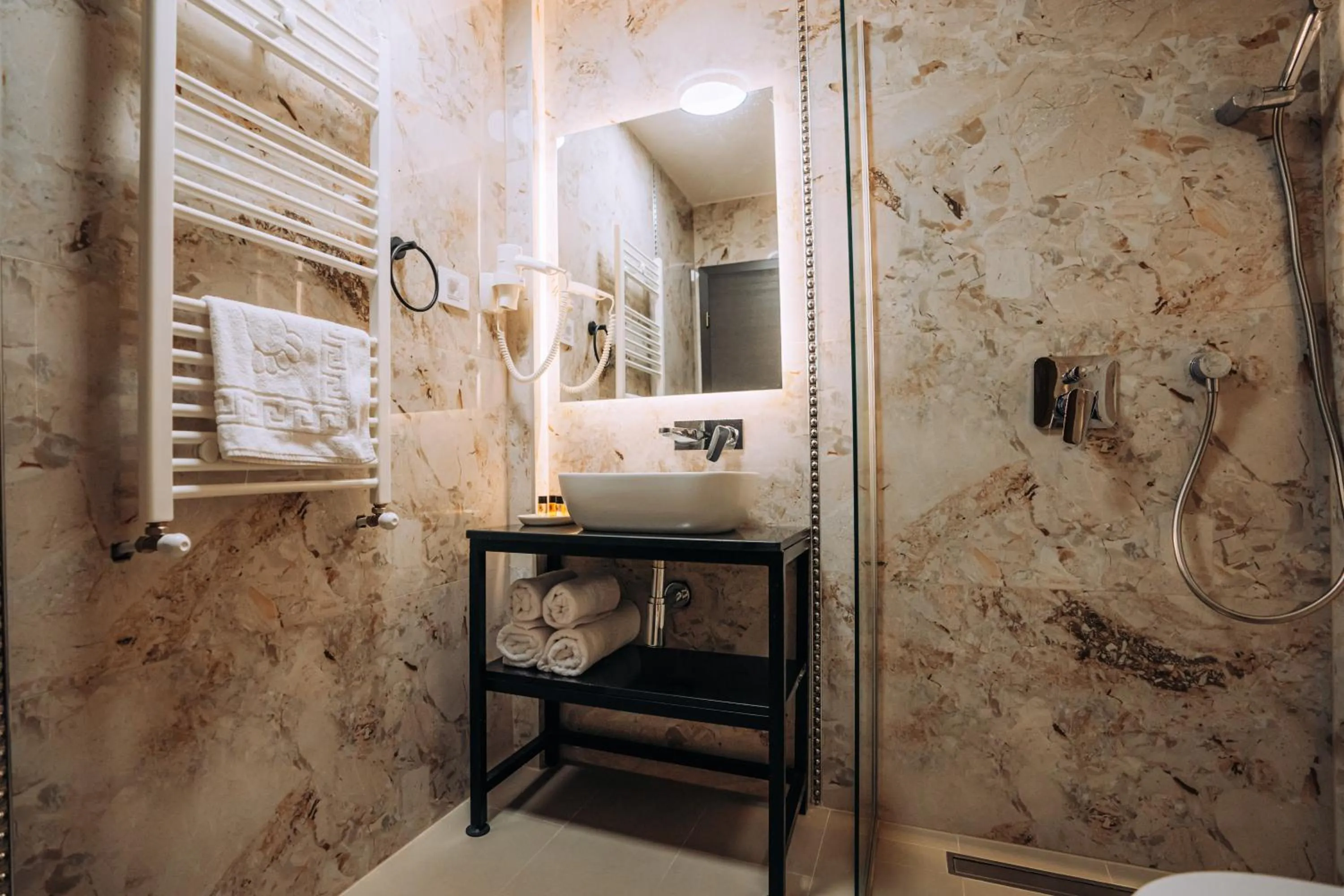 Toilet in Villa Pupin SARAISTE