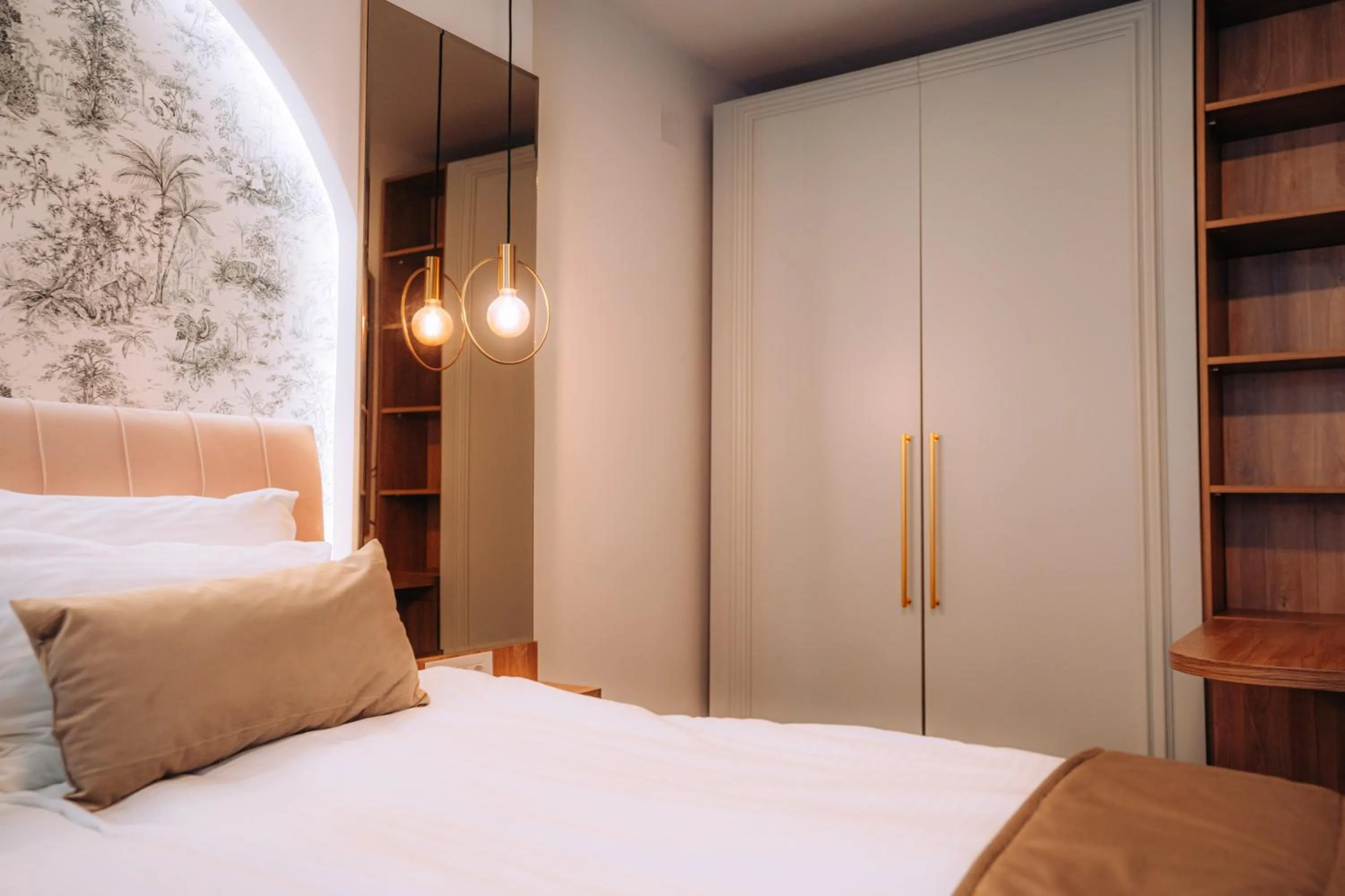 Bed in Villa Pupin SARAISTE