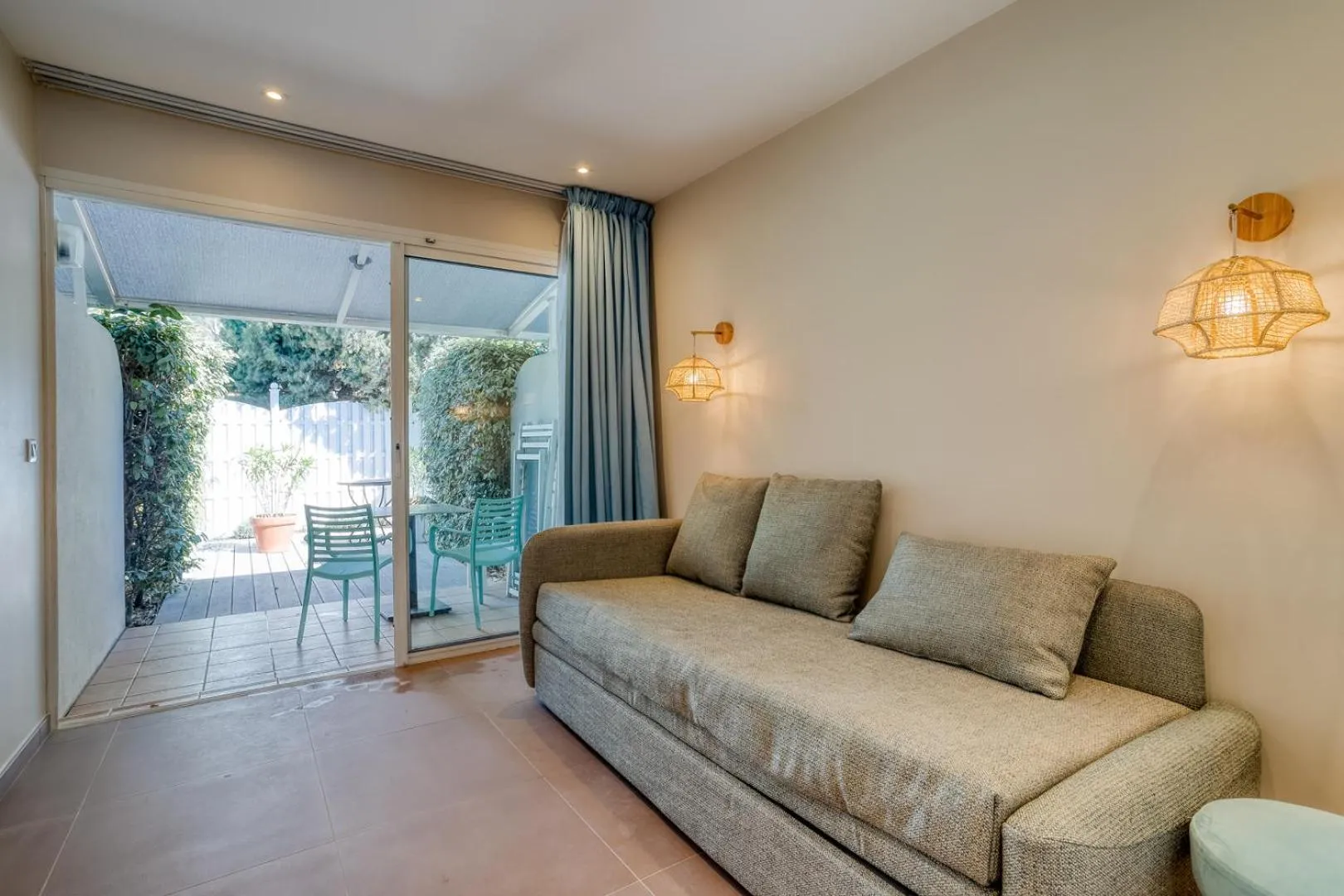 Seating Area in Roc Hotel