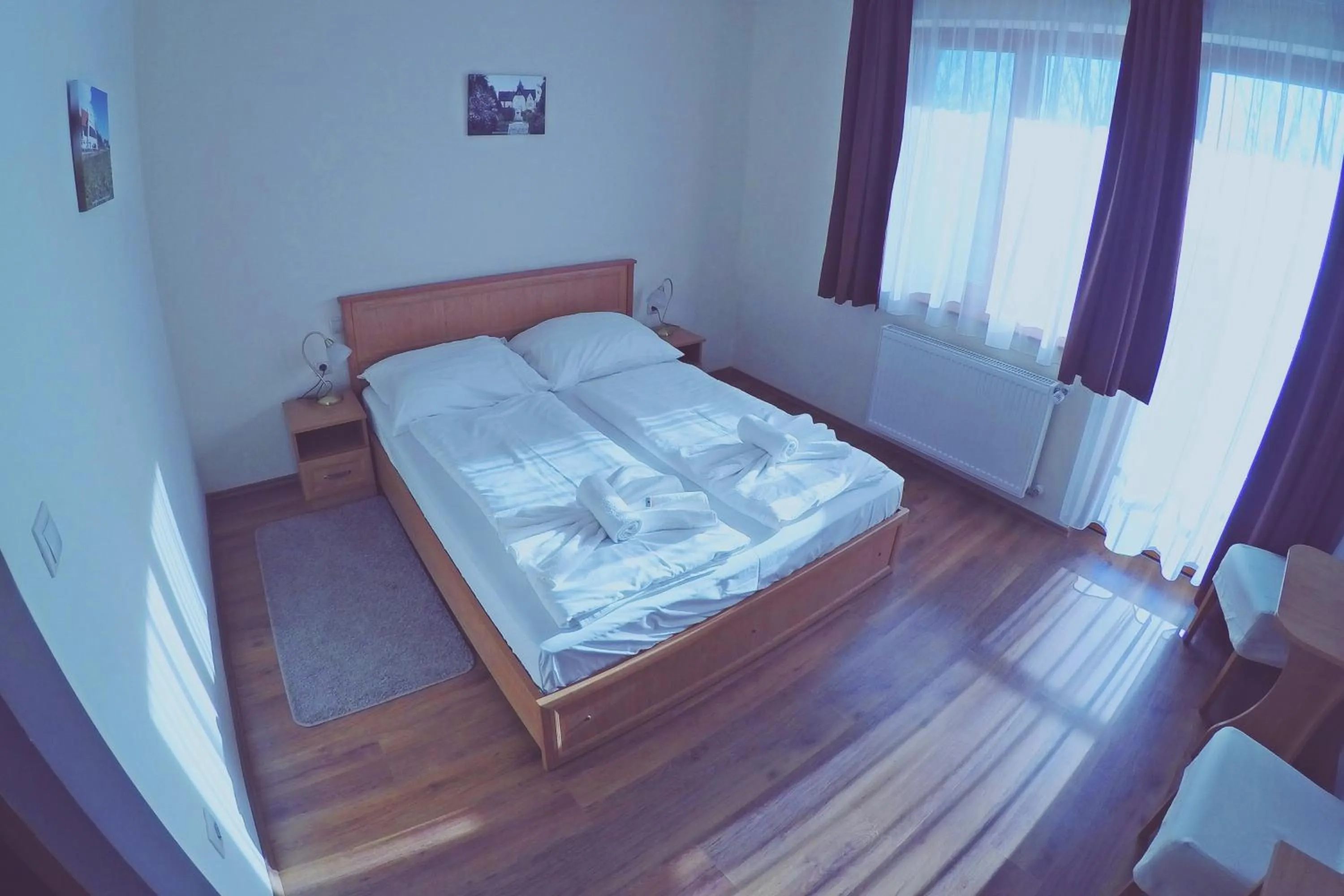 Bed in Hotel Halászkert Badacsony