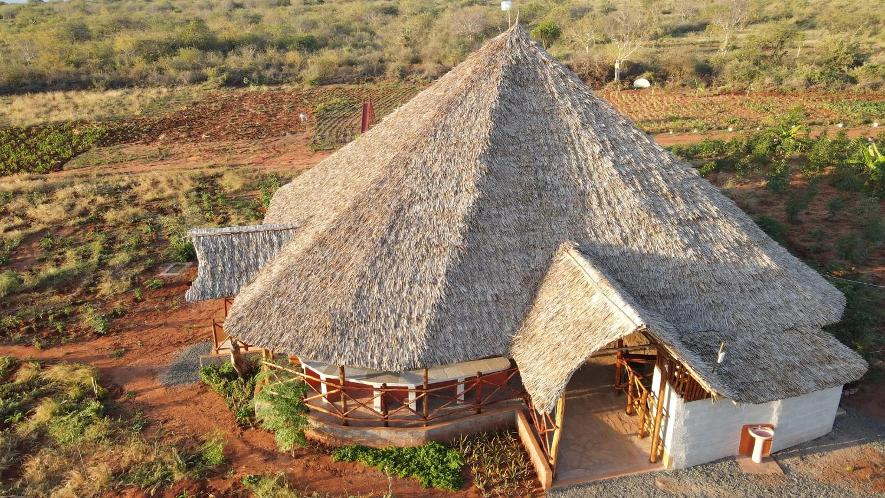 Restaurant/places to eat in Tausa Tsavo Eco Lodge