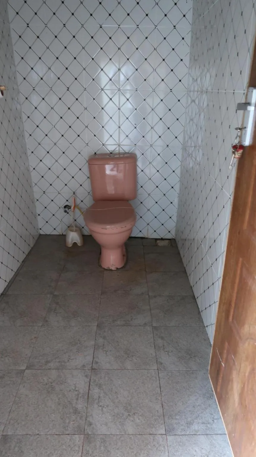 Toilet in Tausa Tsavo Eco Lodge