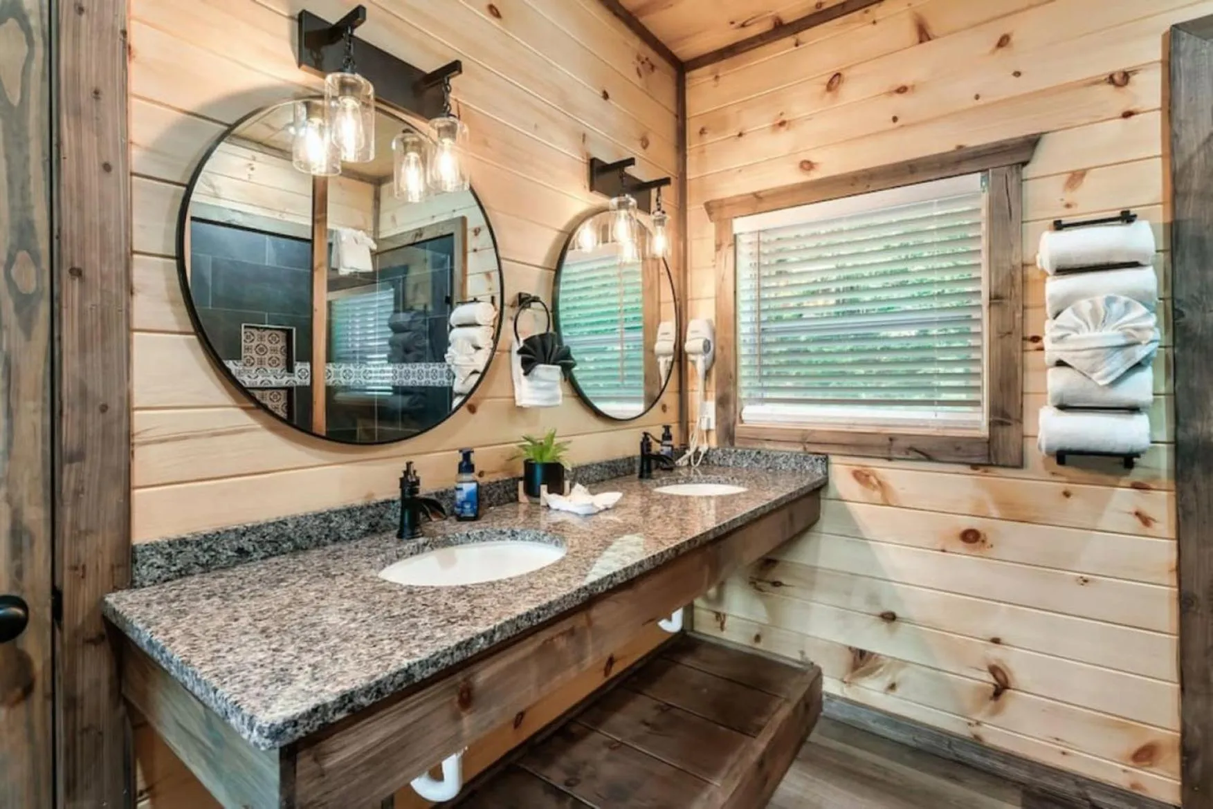 Bathroom in Tranquil Mountain Getaway By Ghosal Luxury Lodging