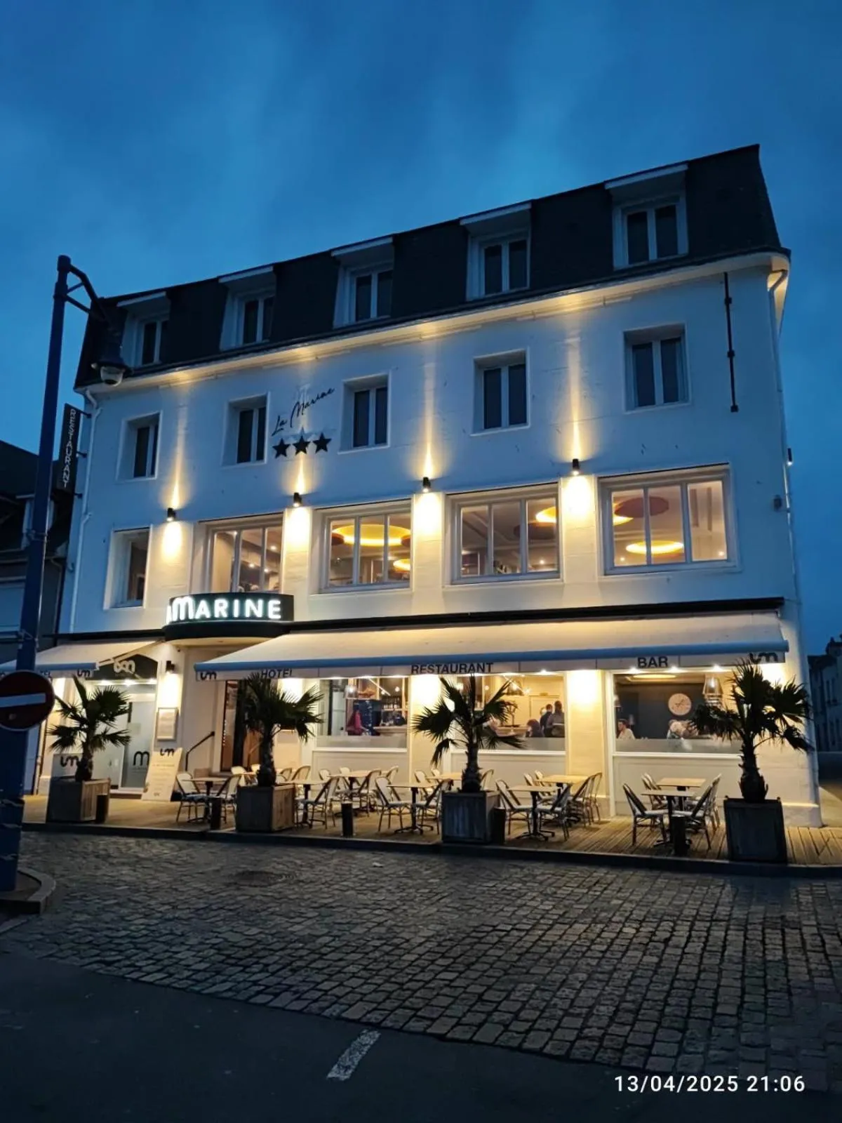 Property building in Le Grand Hôtel de la Marine "face à la mer"