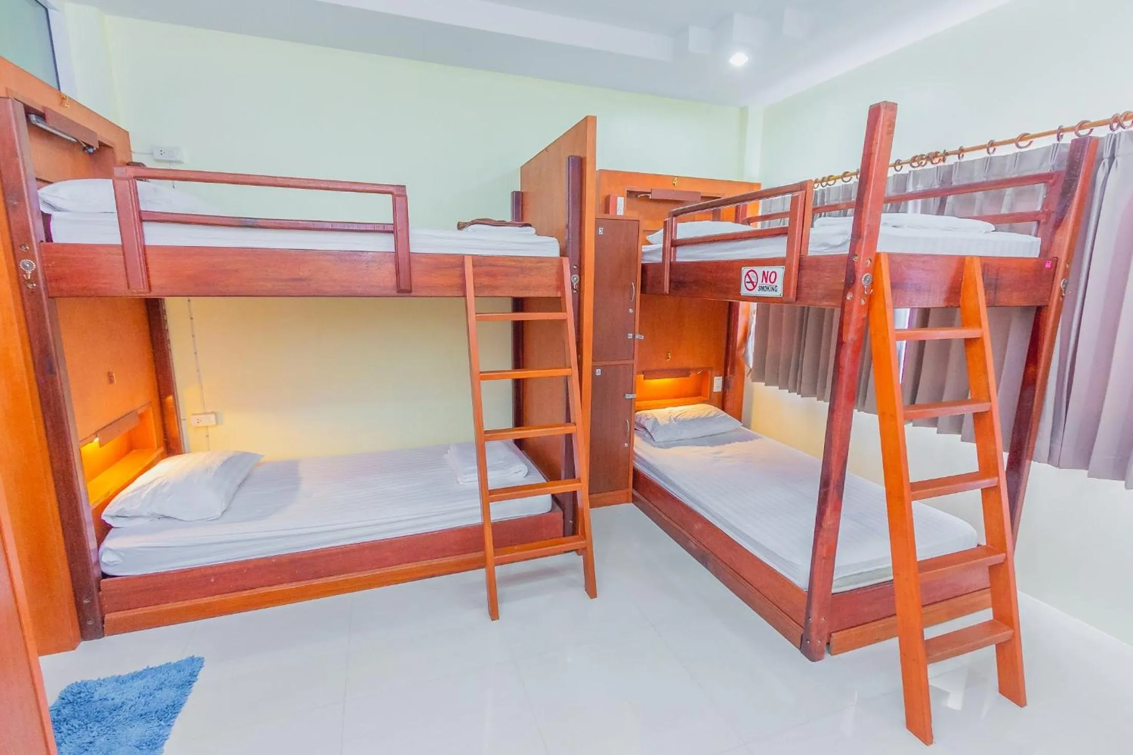 Bed in Phangan Barsay Hostel