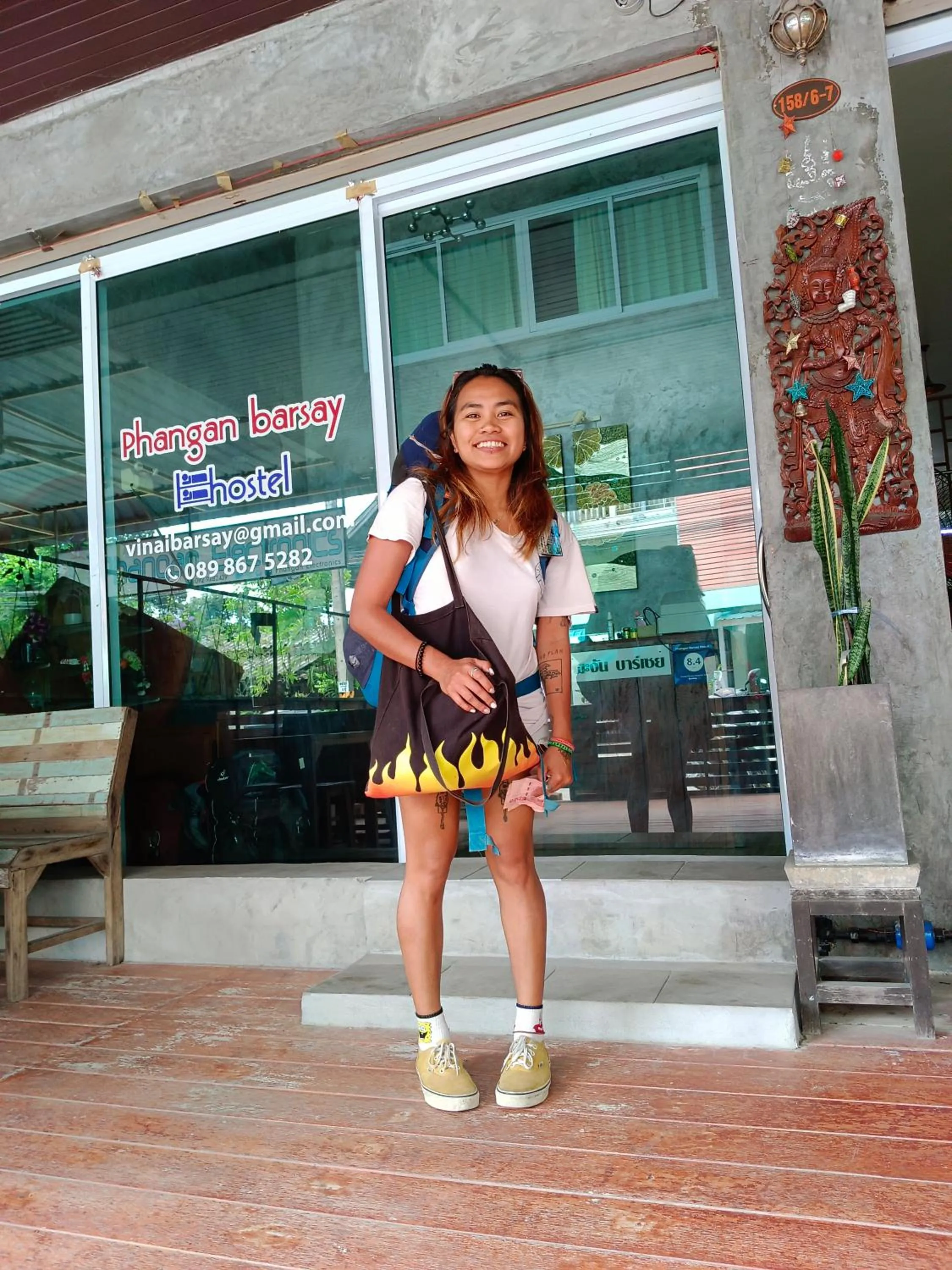 Phangan Barsay Hostel